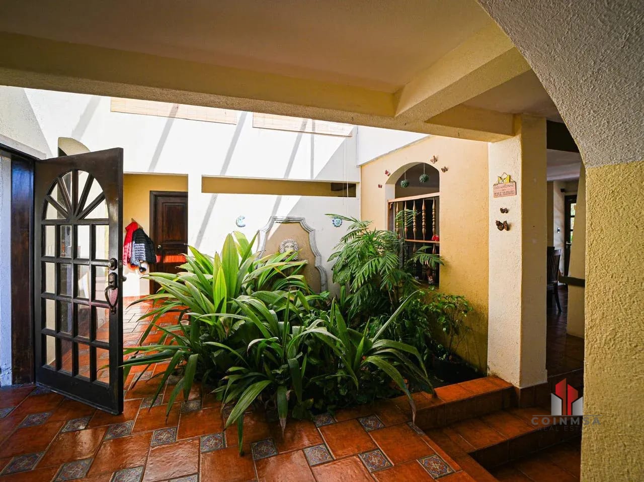 Casa en Venta km 16.5 Carretera a El Salvador / Colinas de Andalucía — Casa en Venta en Colinas De Andalucia, Carretera a El Salvador, Guatemala, Ciudad — foto 2 de 15
