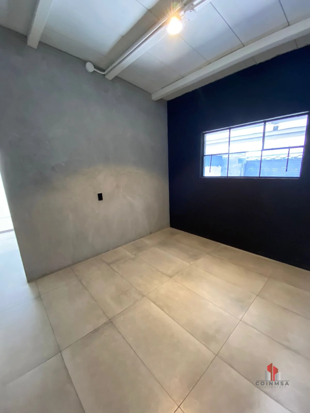 Casa en renta zona 10 – ideal para operación interna o almacenamiento - 9