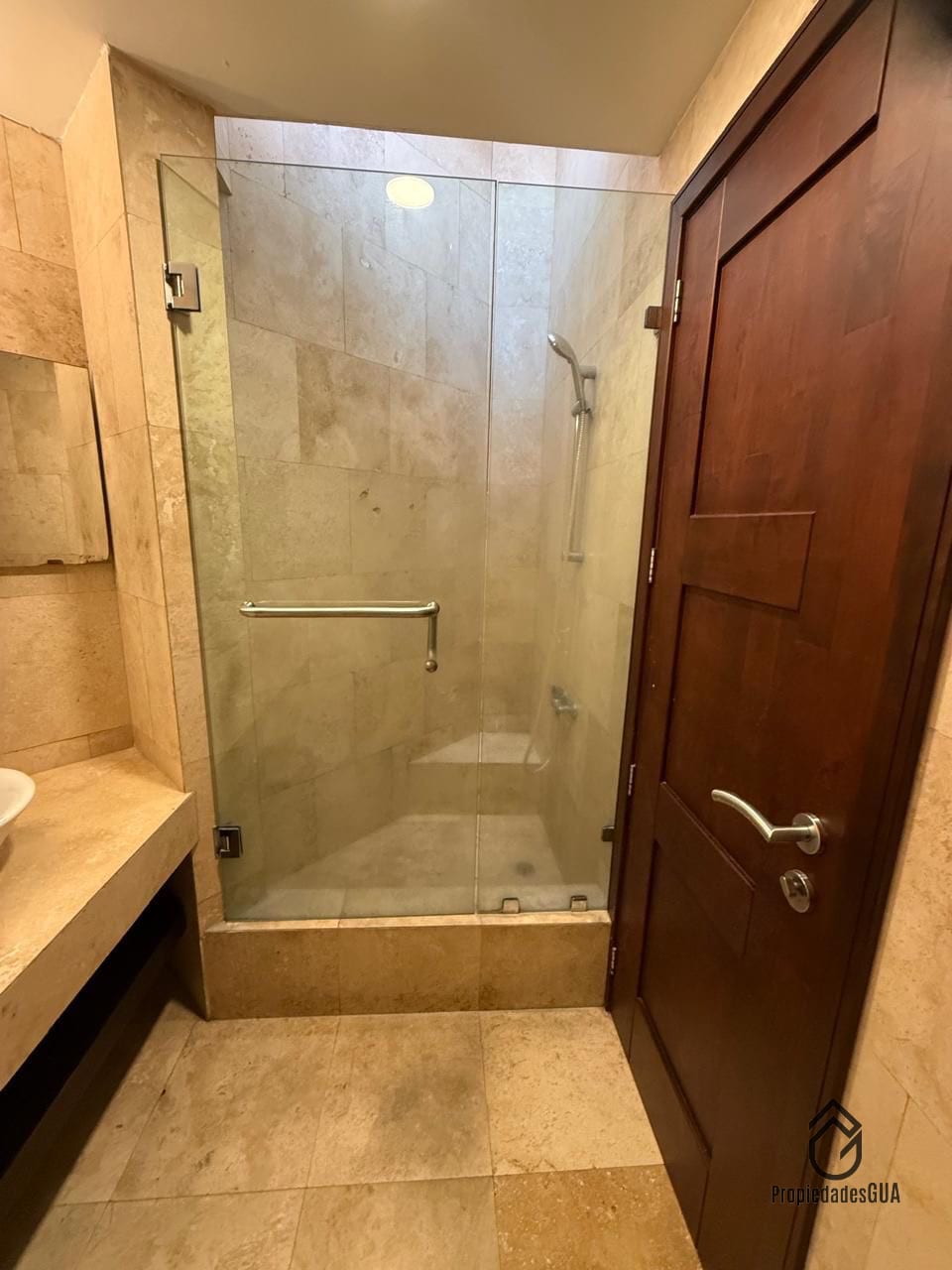 Casa en renta en El Prado — Casa en Alquiler en Zona 10, Guatemala, Ciudad — foto 11 de 17