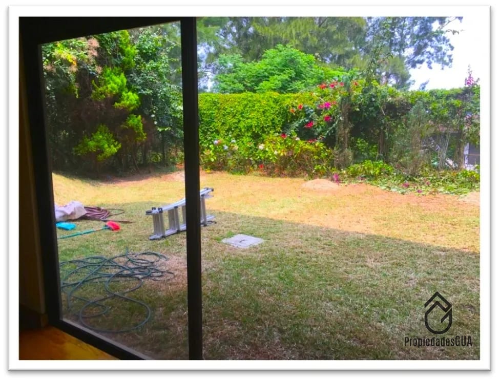 Casa en venta en Condominio km 1 CES — Casa en Venta en Carretera a El Salvador, Guatemala, Ciudad — foto 1 de 11