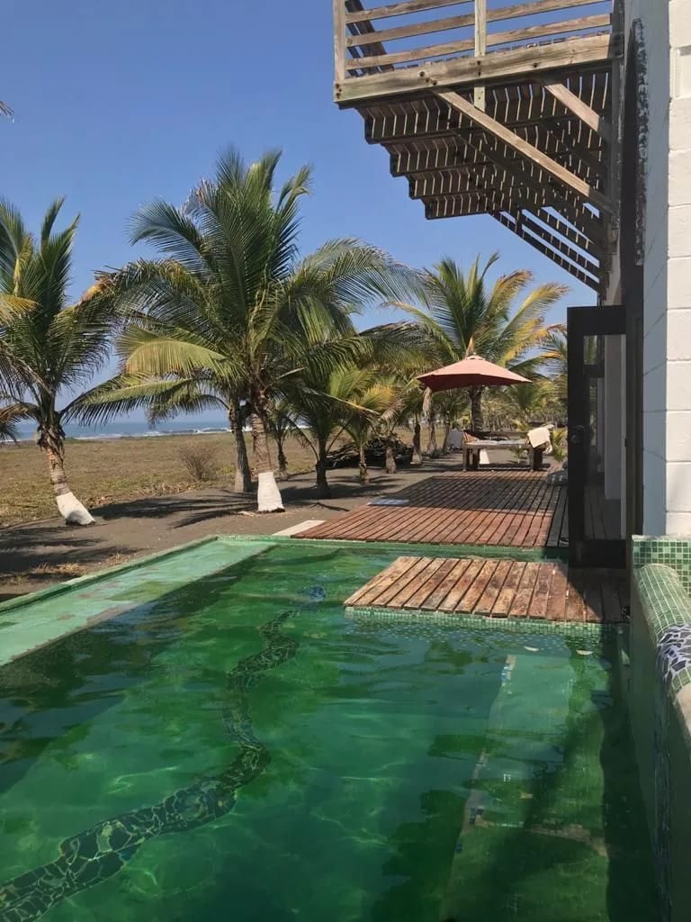 Propiedad frente al mar, en venta-Escuintla — Casa en Venta en Nueva Concepción, Escuintla — foto 7 de 16