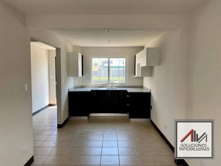 Casa en Venta Amatitlan, Residencial Asiole — Casa en Venta en Amatitlán, Amatitlán, Guatemala, Ciudad — foto 1 de 8