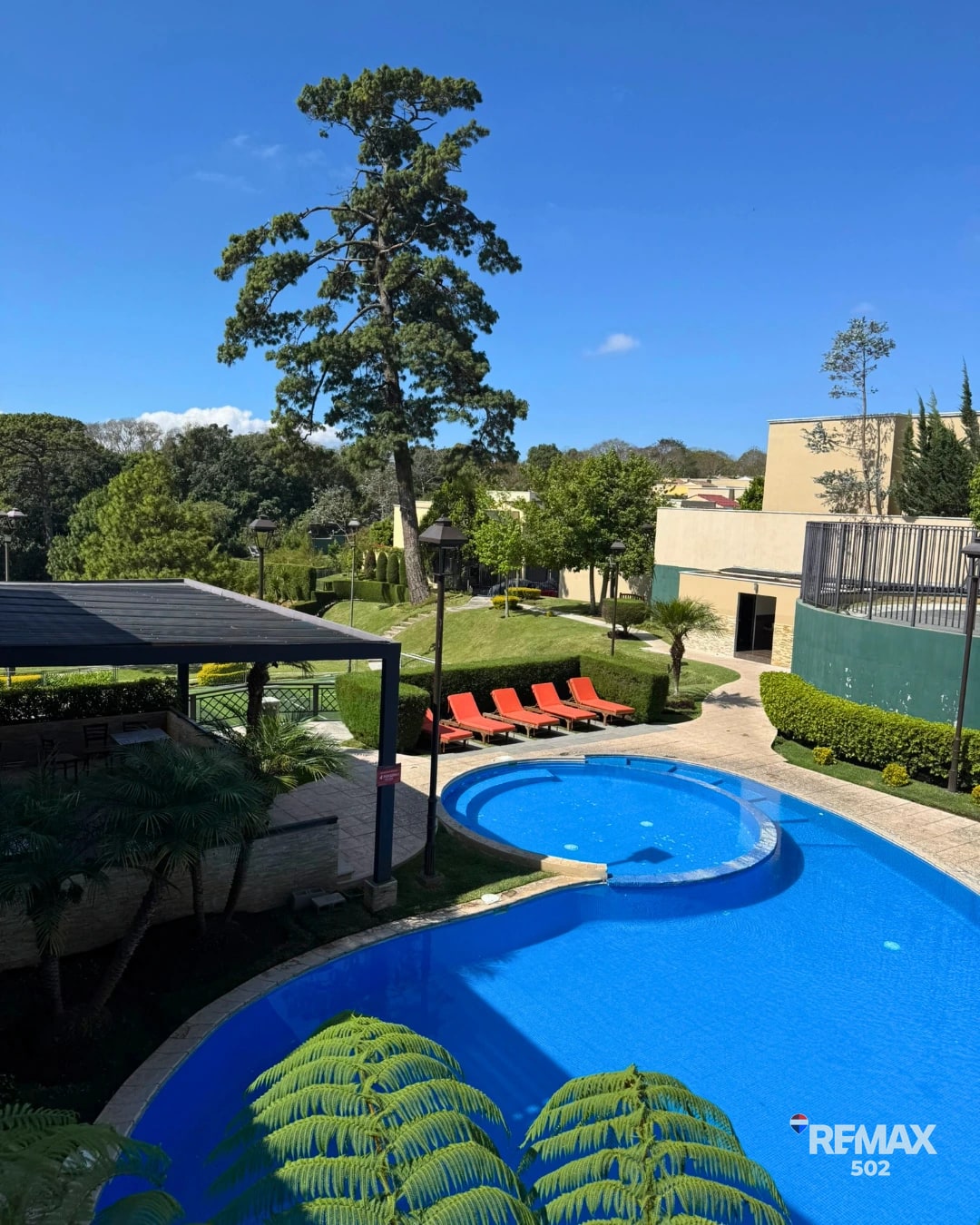 Espectacular Casa en CAES — Casa en Venta en Cumbres de La Arboleda, Carretera a El Salvador, Guatemala, Ciudad — foto 3 de 10
