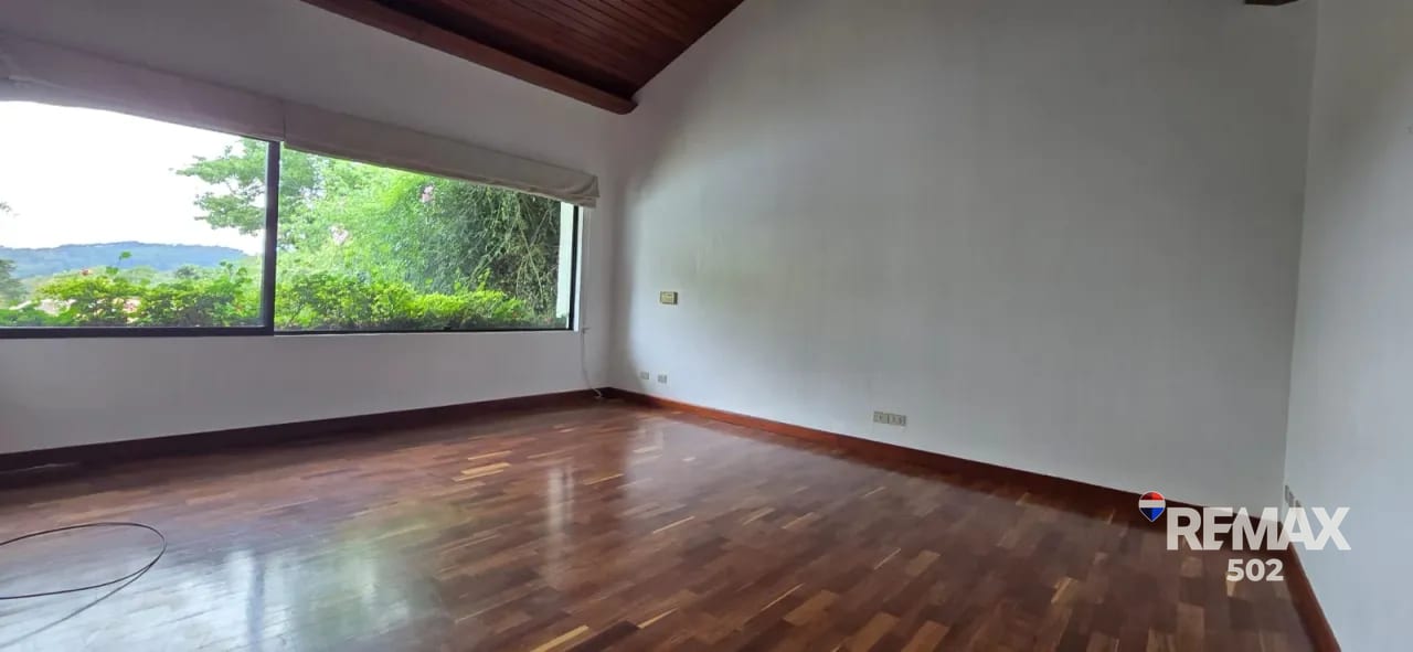 Espectacular Casa en El Socorro — Casa en Alquiler en El Socorro, Carretera a El Salvador, Guatemala, Ciudad — foto 10 de 15