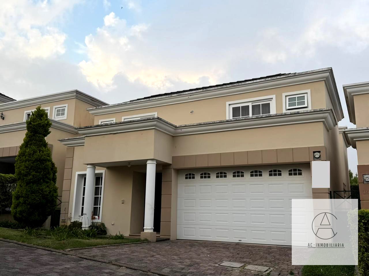 Casa en renta dentro de condominio, Villas de Entreverdes — Casa en Alquiler en Villas de Entreverdes, Carretera a El Salvador, Guatemala, Ciudad — foto 1 de 16