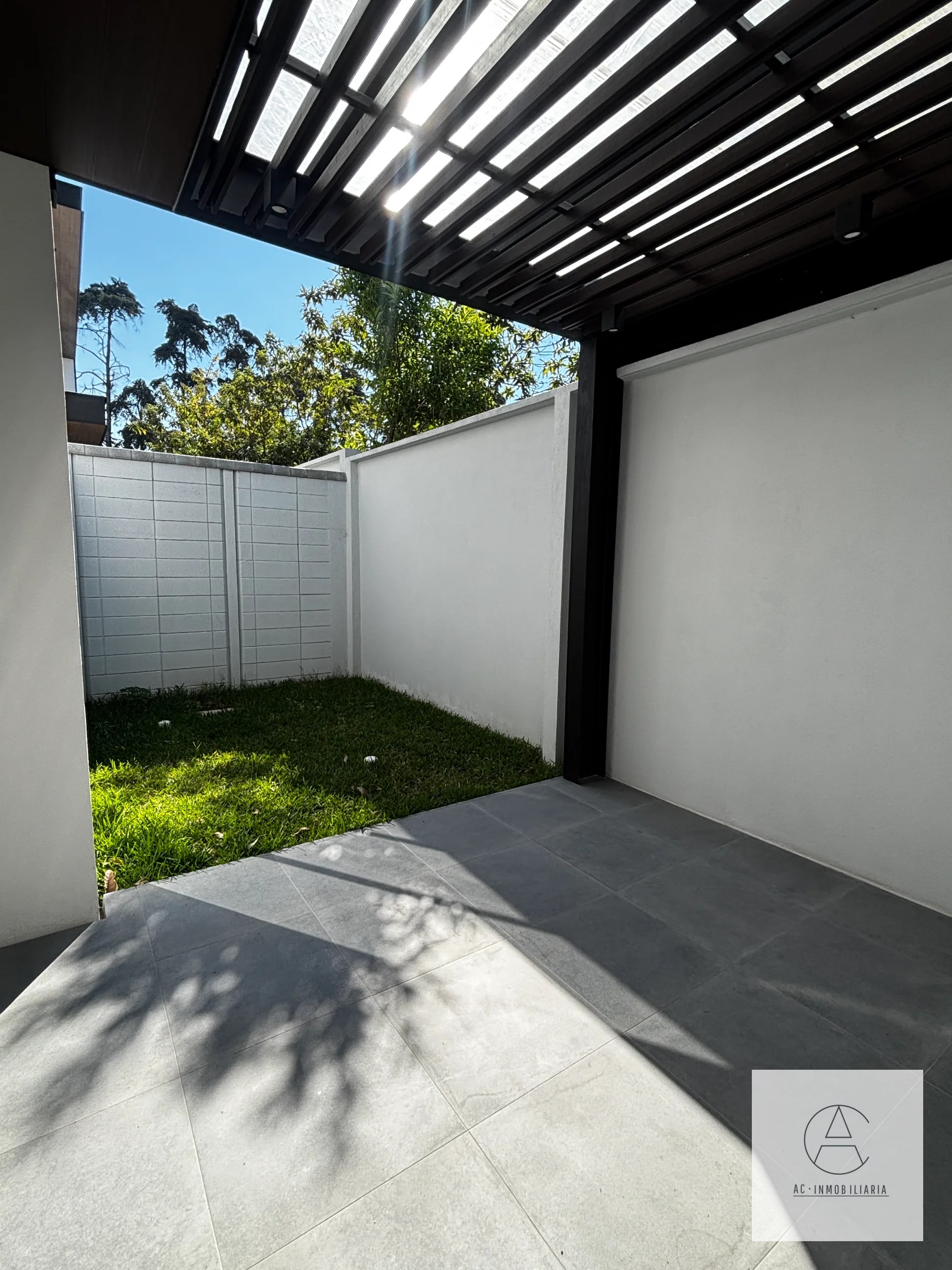 Casa en Renta, Molié zona 10 — Casa en Alquiler en Zona 10, Guatemala, Ciudad — foto 4 de 13