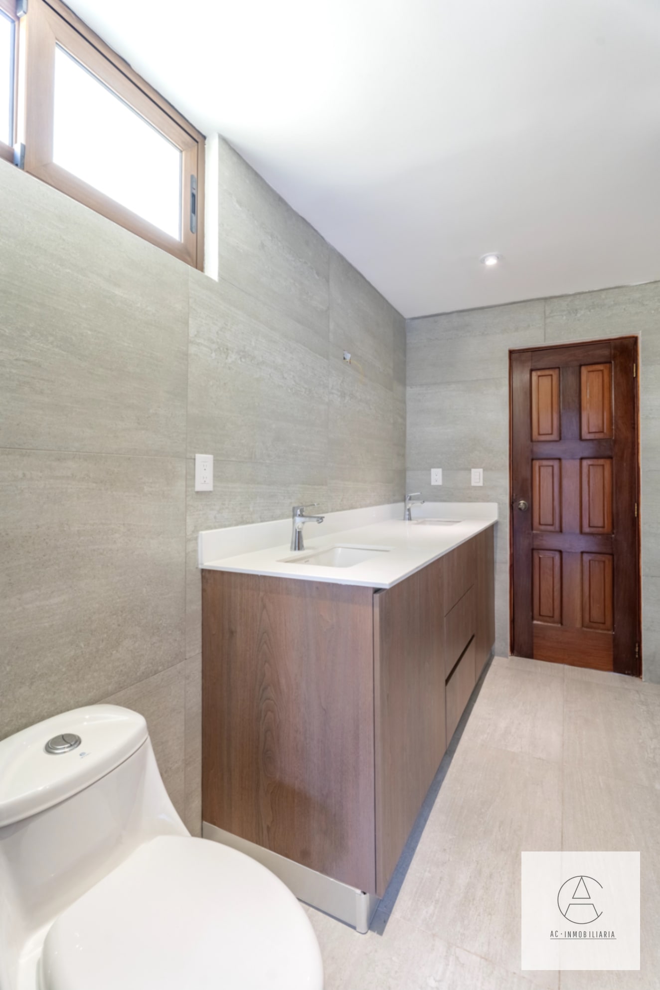 Casa en venta completamente remodelada. Condominio Los Cipreses — Casa en Venta en Zona 10, Guatemala, Ciudad — foto 17 de 17