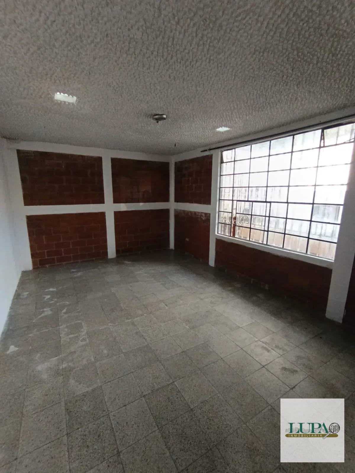 SE VENDE CASA DE 1 NIVEL EN COLONIA MOLINO DE FLORES EN ZONA 2 DE MIXCO — Casa en Venta en Zona 2 Mixco, Guatemala, Ciudad — foto 2 de 4