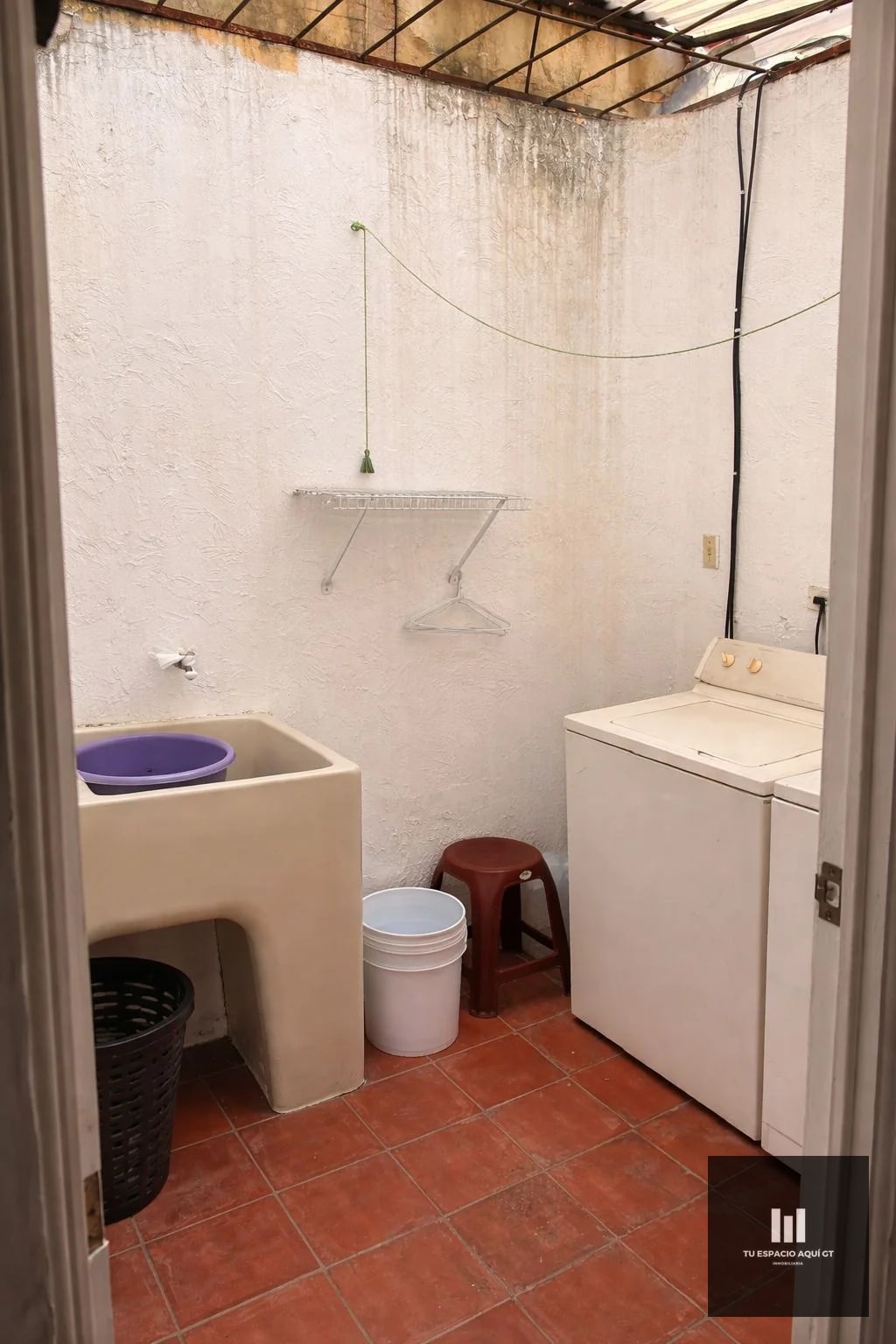 Linda Casa De un Nivel En Venta - San Cristóbal Mixco - 9