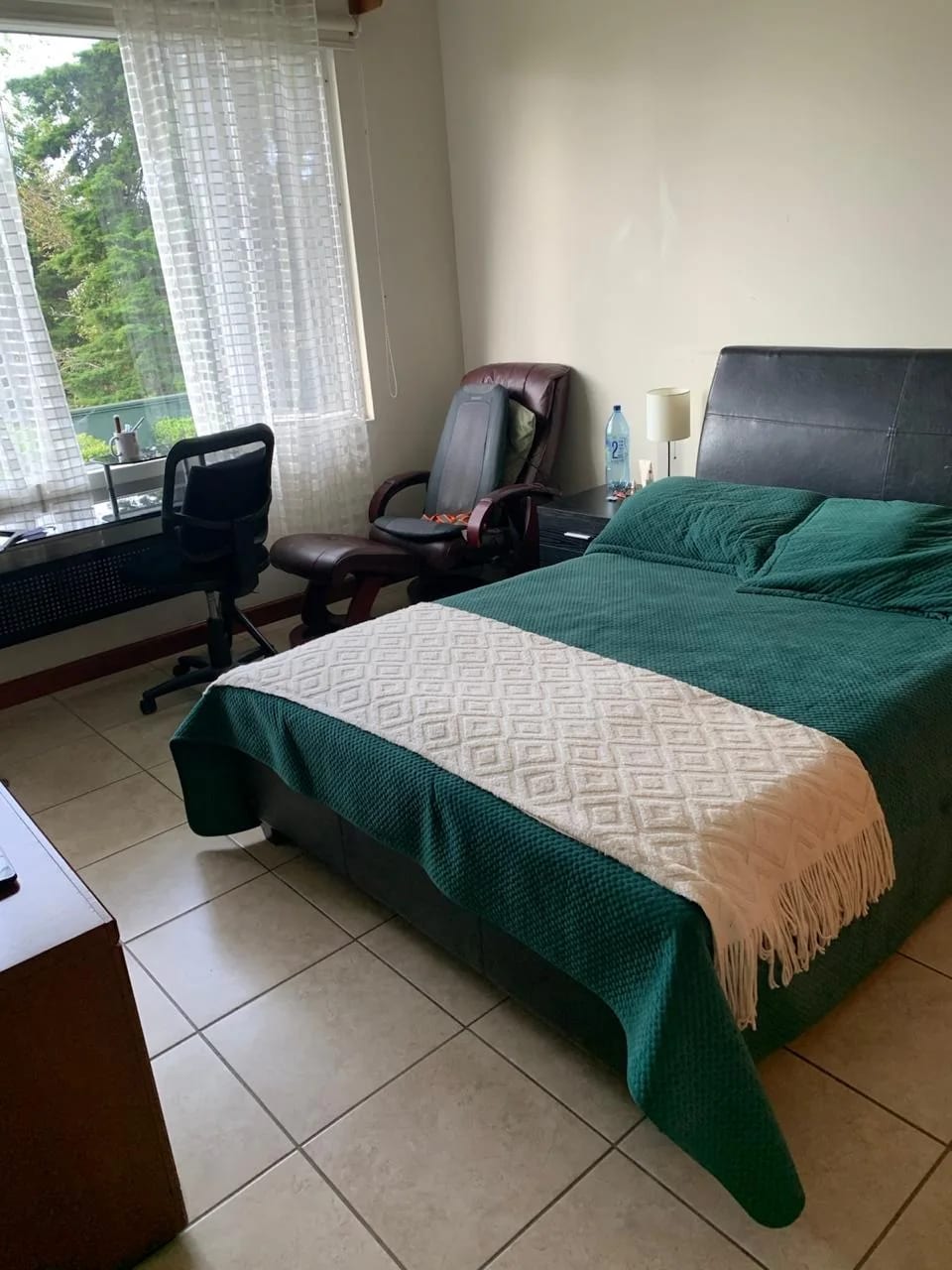 Alquiler de casa amueblada en Portal del Bosque Km. 22.3 CAES — Casa en Alquiler en Portal del Bosque, Carretera a El Salvador, Guatemala, Ciudad — foto 11 de 13