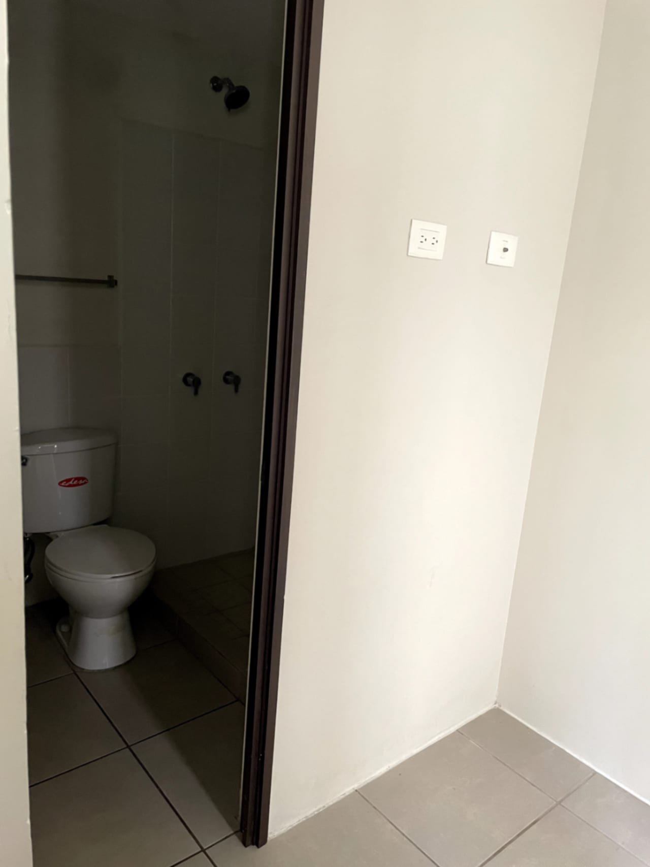 Apartamento Tipo Villa en Renta en Condado Naranjo — Apartamento en Alquiler en Condado Naranjo, Zona 4 Mixco, Guatemala, Ciudad — foto 7 de 17