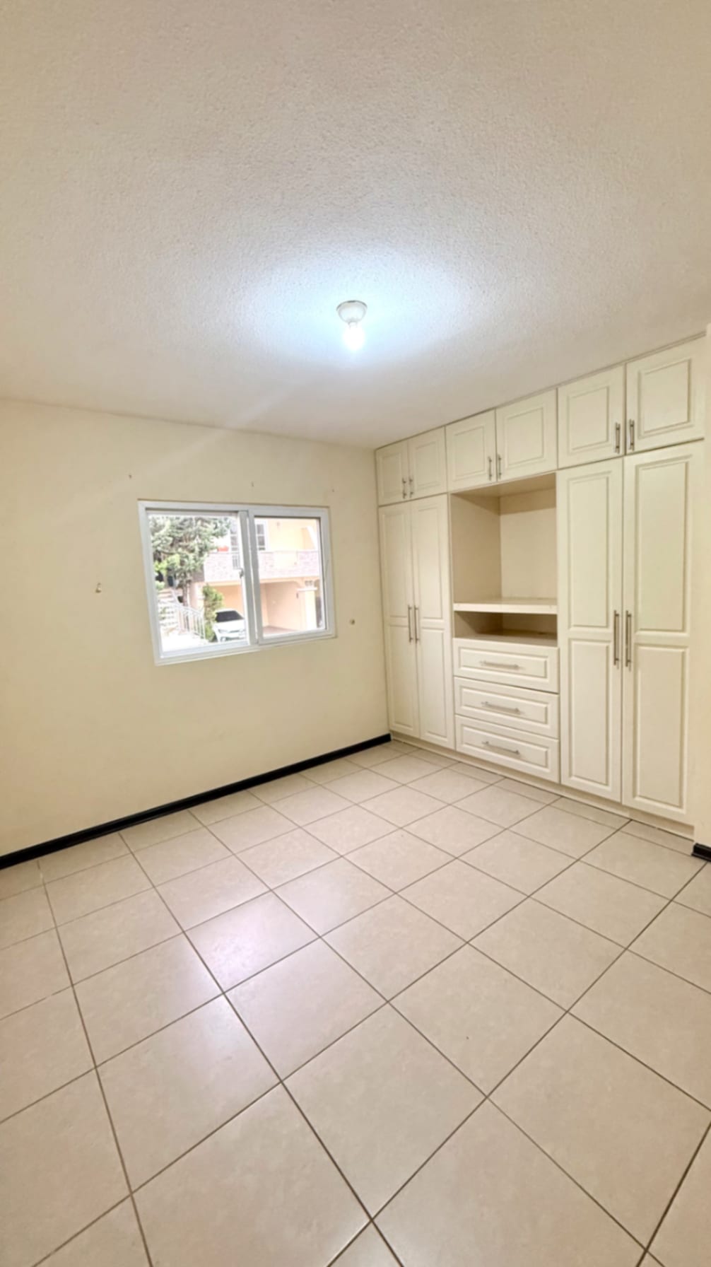 Casa en venta Cañadas del Encinal zona 07 de Mixco — Casa en Venta en El Encinal, Zona 7 Mixco, Guatemala, Ciudad — foto 17 de 17