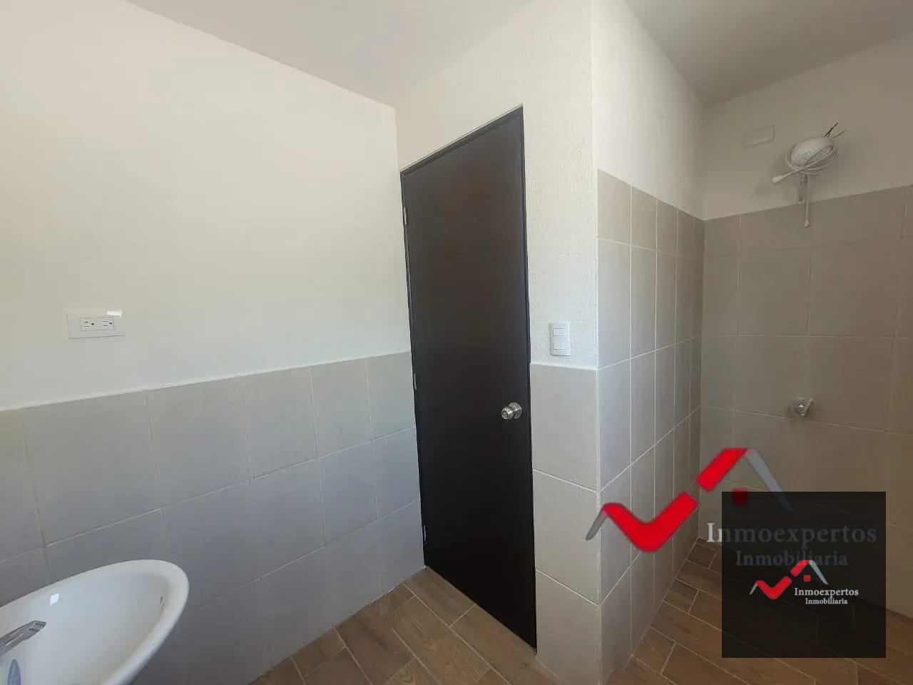 Casa en Renta, Zona 9 Mixco a 10 minutos de San Cristóbal — Casa en Alquiler en legado de castilla, Zona 9 Mixco, Guatemala, Ciudad — foto 4 de 12