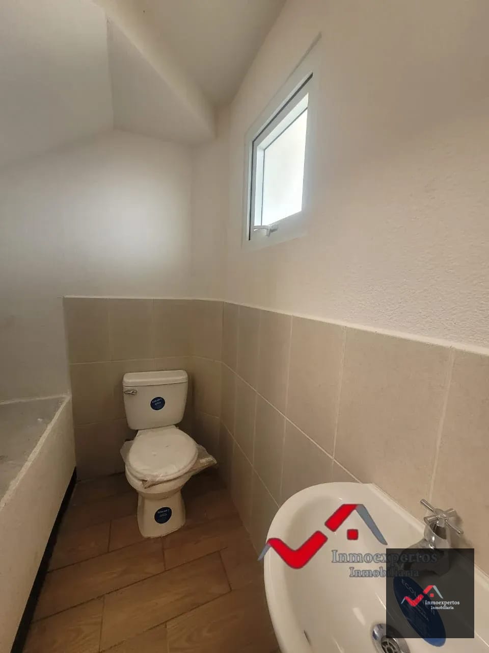 Casa en Renta, Zona 9 Mixco a 10 minutos de San Cristóbal — Casa en Alquiler en legado de castilla, Zona 9 Mixco, Guatemala, Ciudad — foto 6 de 12