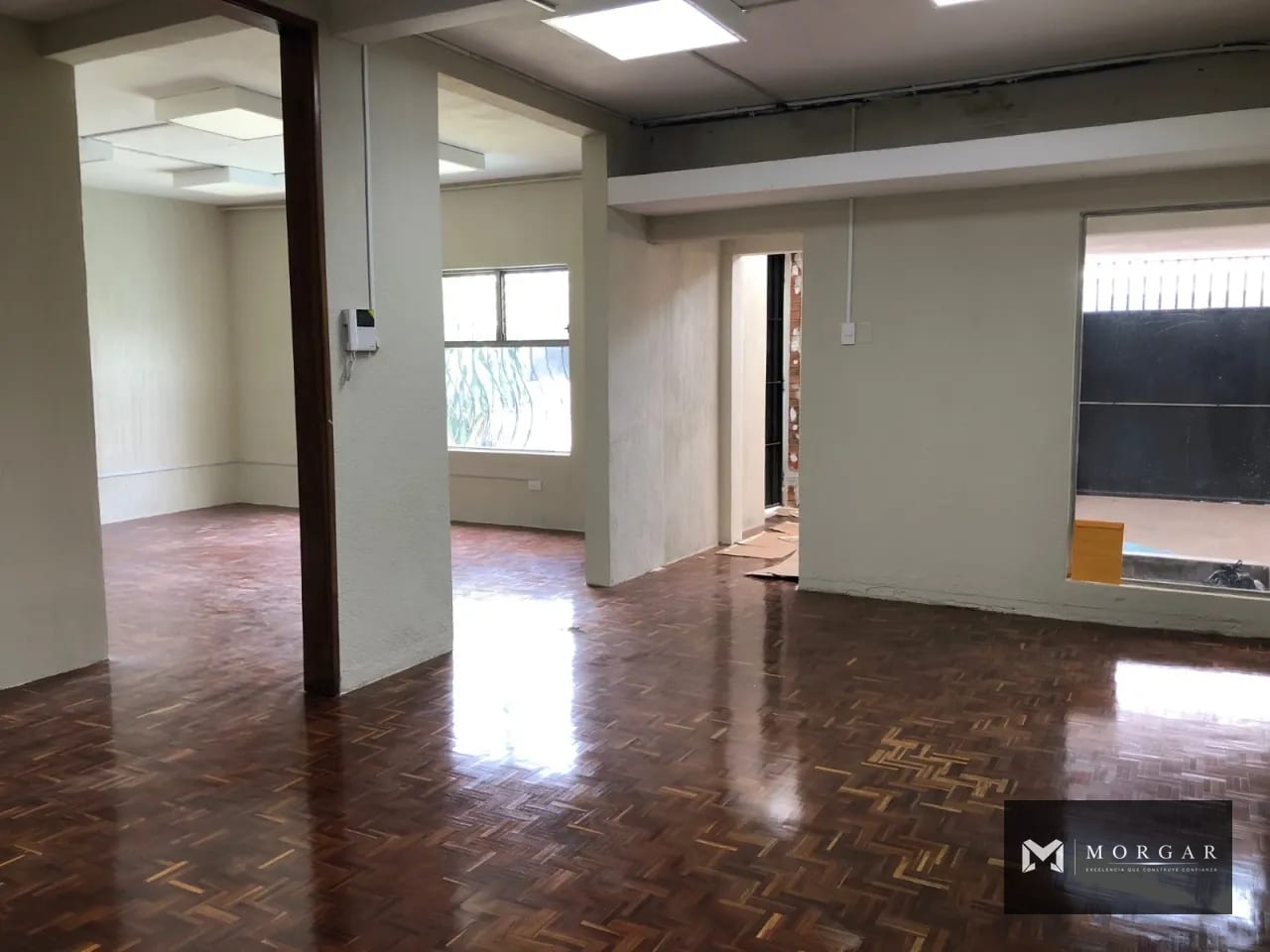 Casa para oficina en alquiler en Zona 10 de 385 m² por $3,250 — Casa en Alquiler en Zona 10, Guatemala, Ciudad — foto 1 de 7
