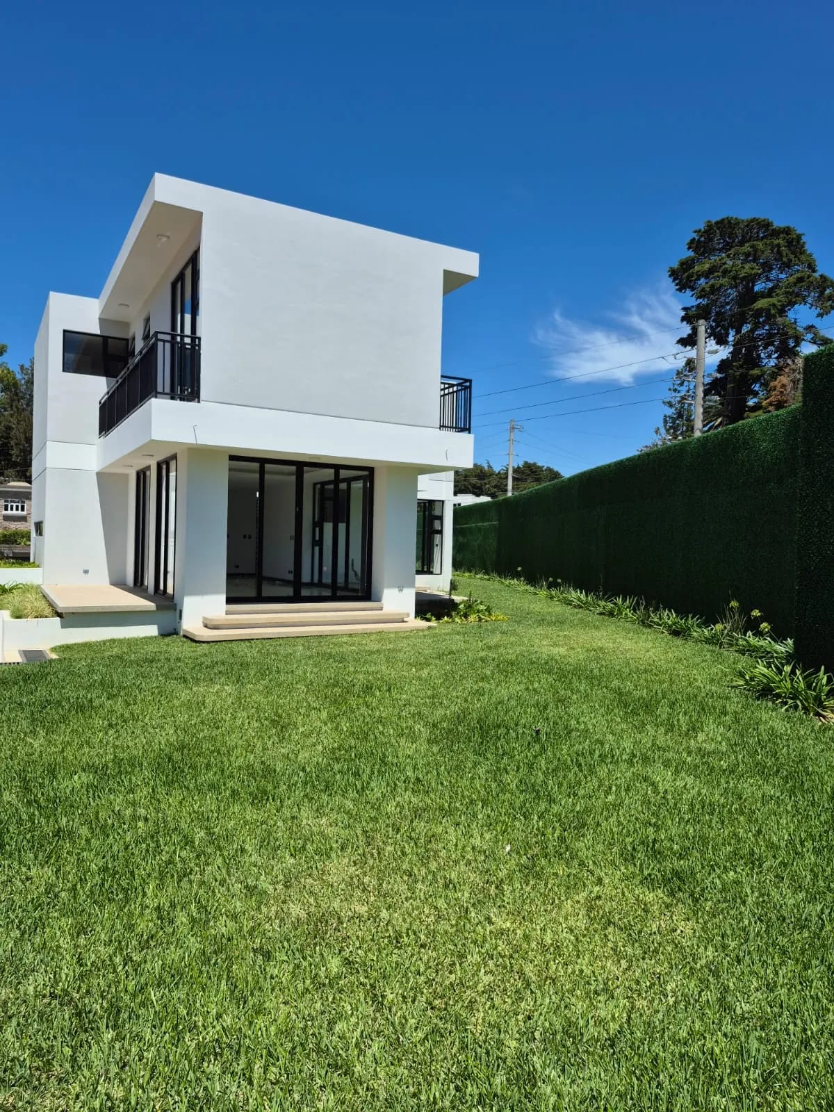 Casa para Estrenar en Condominio Arrazola 1, km 17.5 CAES — Casa en Venta en Carretera a El Salvador, Guatemala, Ciudad — foto 1 de 17