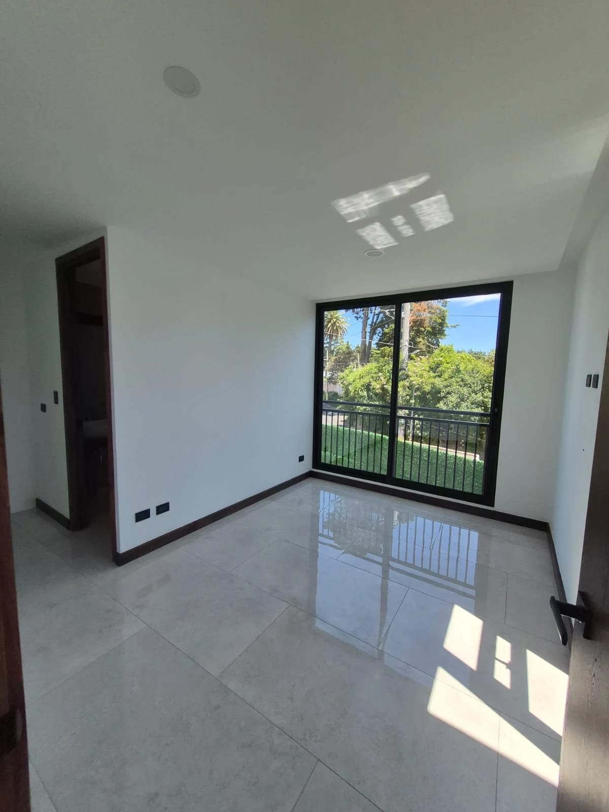Casa para Estrenar en Condominio Arrazola 1, km 17.5 CAES — Casa en Venta en Carretera a El Salvador, Guatemala, Ciudad — foto 11 de 17
