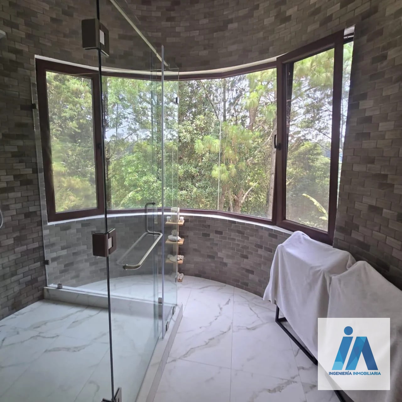 CASA DE LUJO EN VENTA 📍Hacienda Nueva Country Club, San José Pinula - 11