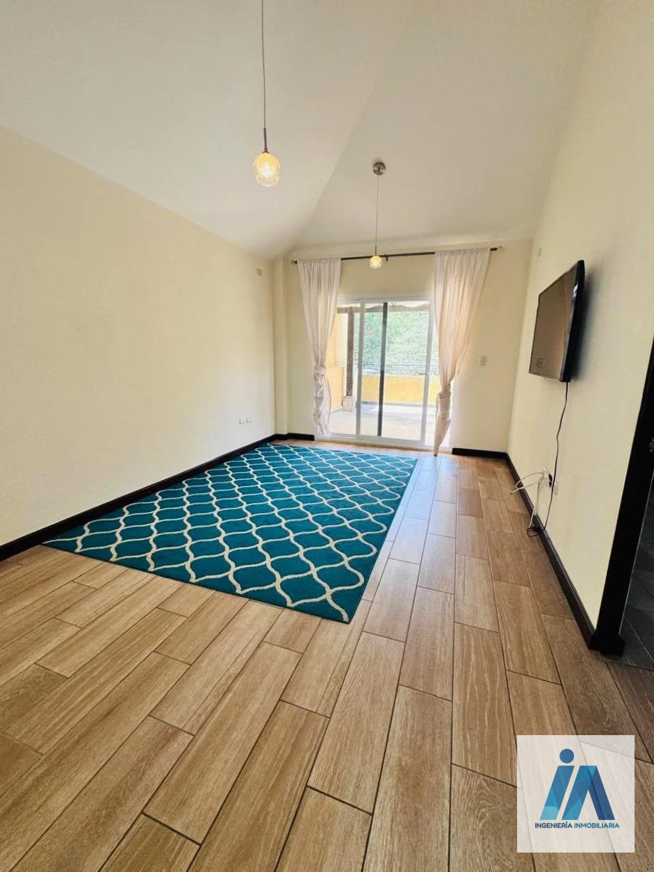 CASA EN ALQUILER📍Condominio Bosques de Arrazola, Fraijanes — Casa en Alquiler en Carretera a El Salvador, Guatemala, Ciudad — foto 7 de 11