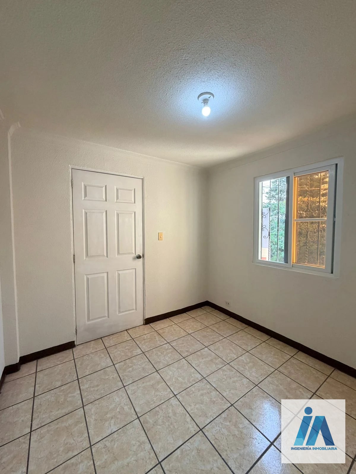 OPORTUNIDAD ÚNICA❗️ CASA EN VENTA 📍 Colinas de Monte María Sur, Zona 7 Villa Nueva — Casa en Venta en Villa Nueva, Guatemala, Ciudad — foto 11 de 12