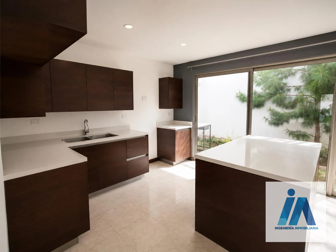 CASA TIPO LOFT EN ALQUILER📍 Altos de Kanajuyú, Kanajuyú II, Zona 16 — Casa en Alquiler en Zona 16, Guatemala, Ciudad — foto 4 de 6