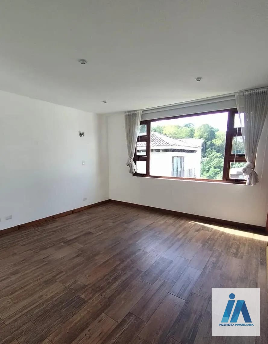 CASA EN ALQUILER 📍 Residencial Alto Valle, Km. 12.5 CAES — Casa en Alquiler en Carretera a El Salvador, Guatemala, Ciudad — foto 7 de 11