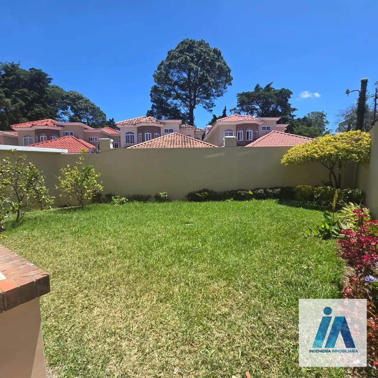 CASA EN ALQUILER 📍Condominio Villas Europeas, Km. 25.5 CAES — Casa en Alquiler en Villas Europeas, Carretera a El Salvador, Guatemala, Ciudad — foto 2 de 16