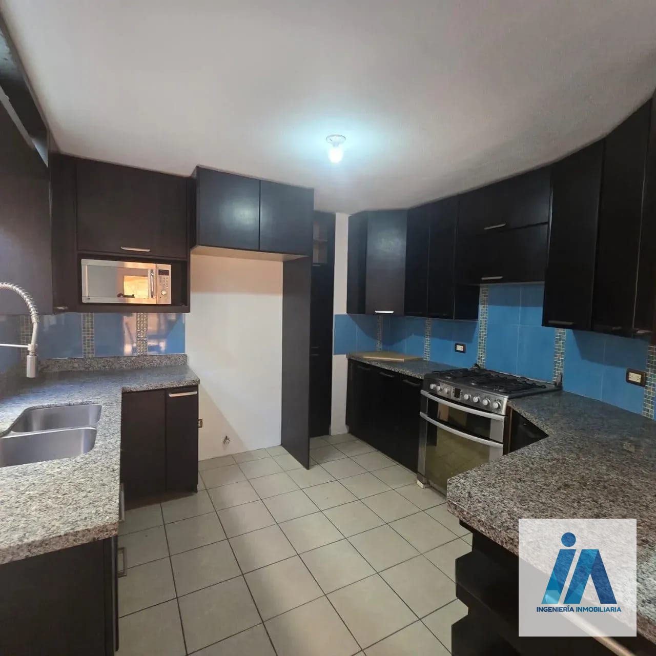 CASA EN ALQUILER 📍Condominio Villas Europeas, Km. 25.5 CAES — Casa en Alquiler en Villas Europeas, Carretera a El Salvador, Guatemala, Ciudad — foto 5 de 16