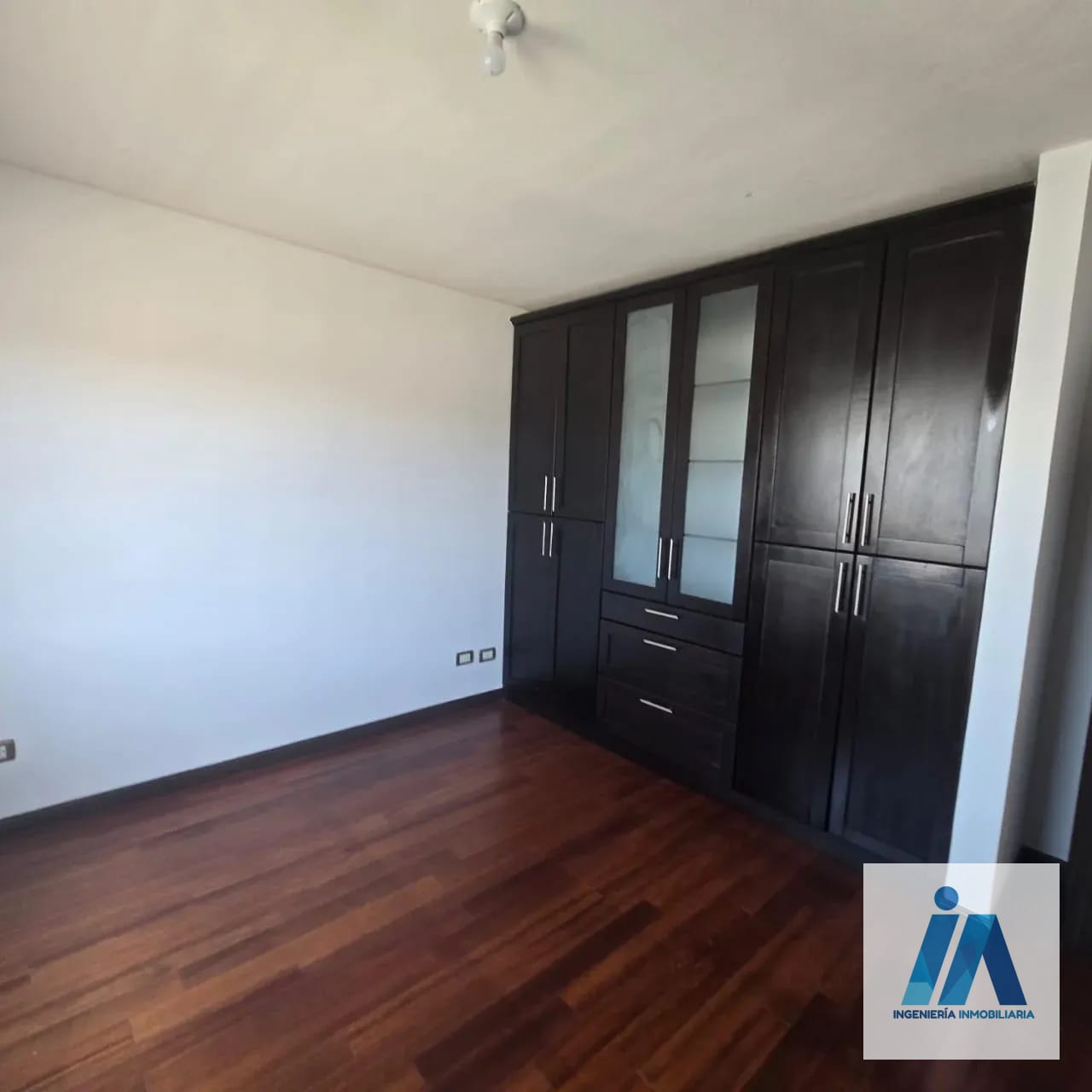 CASA EN ALQUILER 📍Condominio Villas Europeas, Km. 25.5 CAES — Casa en Alquiler en Villas Europeas, Carretera a El Salvador, Guatemala, Ciudad — foto 12 de 16