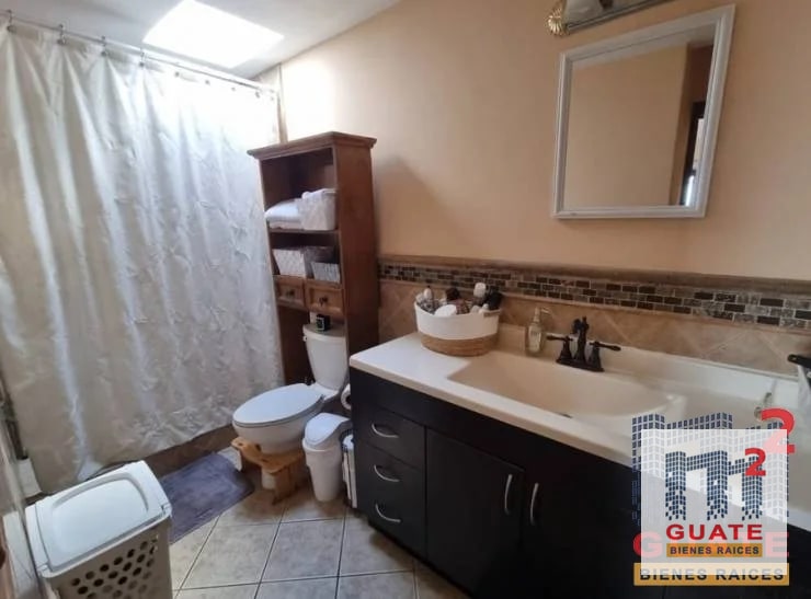 Casa en Venta, Antigua Guatemala - 2