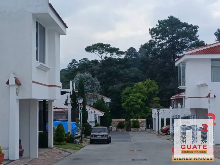 Casa en condominio en Venta, San Lucas — Casa en Venta en San Lucas Sacatepéquez, Sacatepéquez — foto 2 de 10