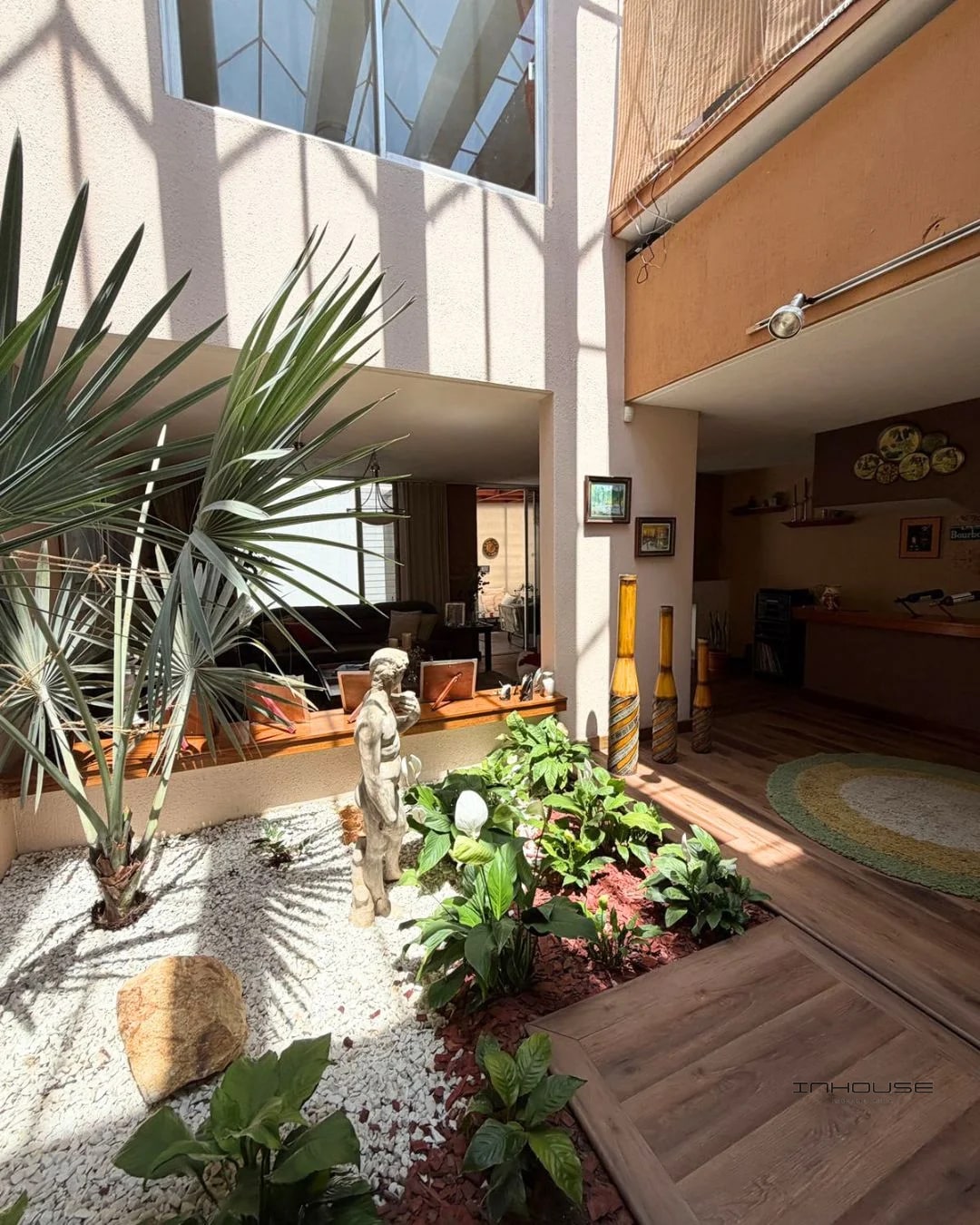 CASA EN VENTA EN ZONA 15, Fuera de Garita - 2