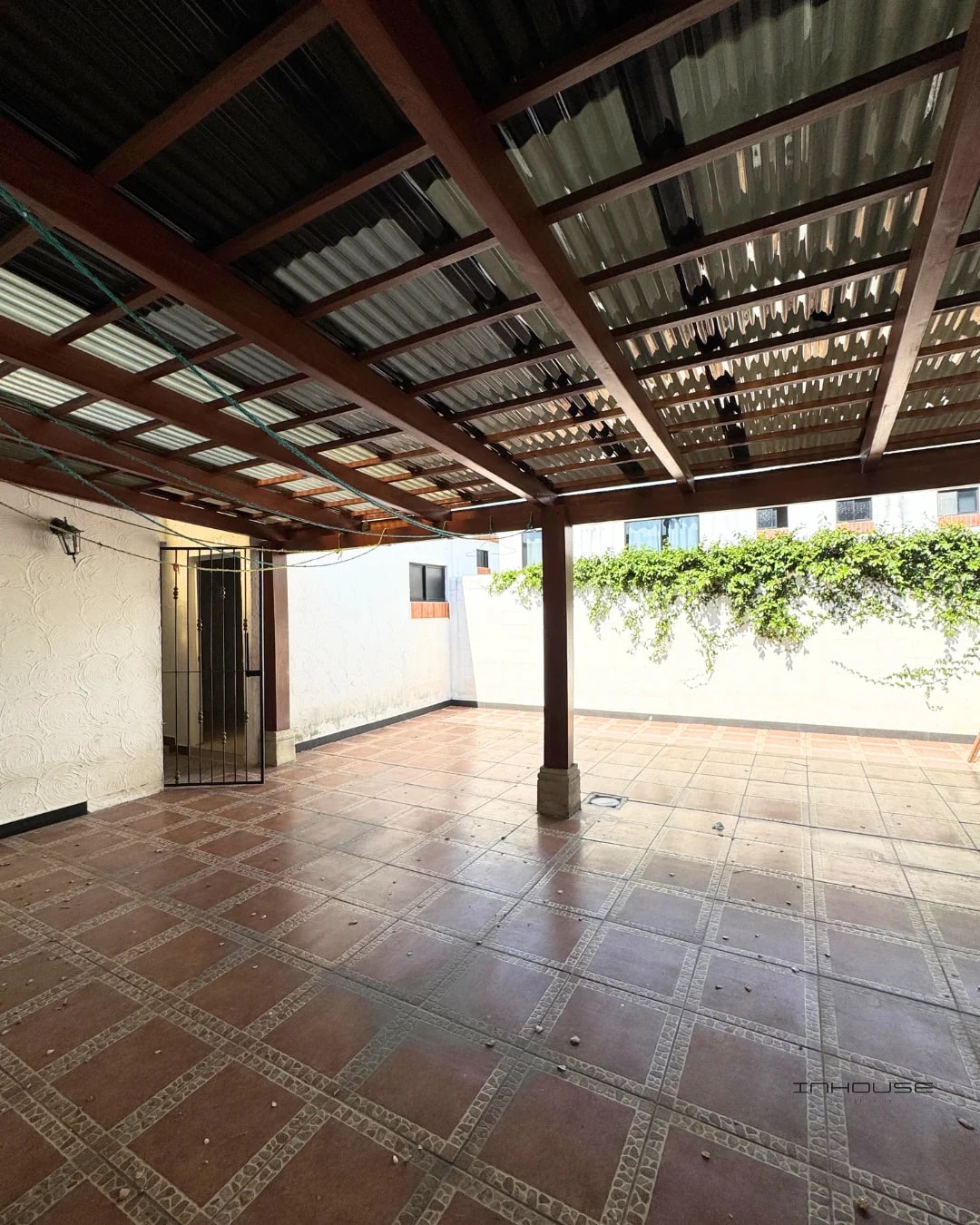 CASA EN RENTA ZONA 16 HACIENDA REAL, PORTAL DE SAN ISIDRO — Casa en Alquiler en Portal de San Isidro I, Zona 16, Guatemala, Ciudad — foto 6 de 10