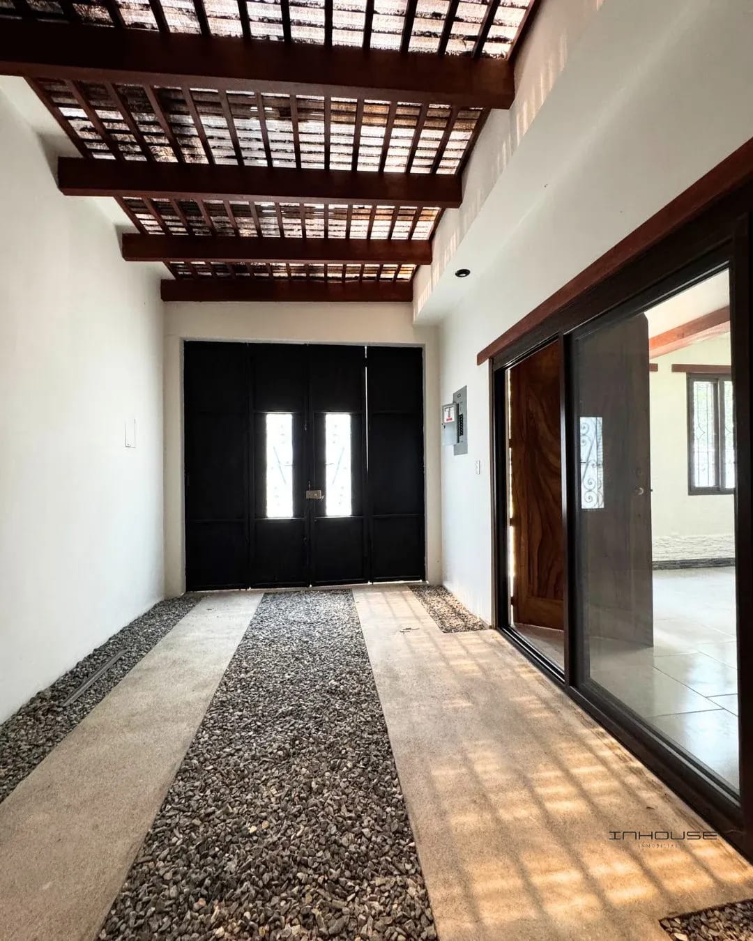 CASA EN VENTA EN ANTIGUA GARDENS — Casa en Venta en Antigua, Sacatepéquez — foto 2 de 9