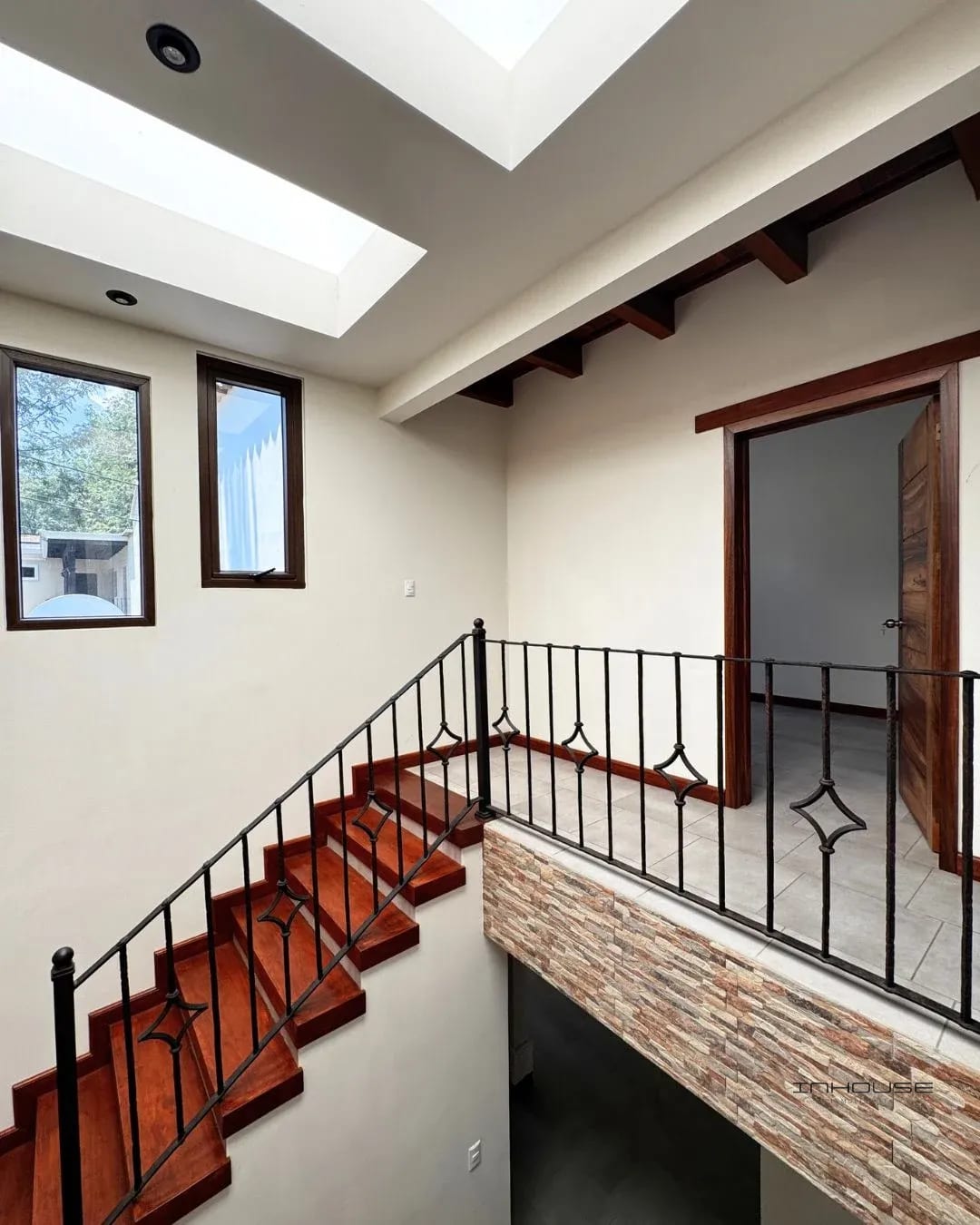 CASA EN VENTA EN ANTIGUA GARDENS — Casa en Venta en Antigua, Sacatepéquez — foto 4 de 9
