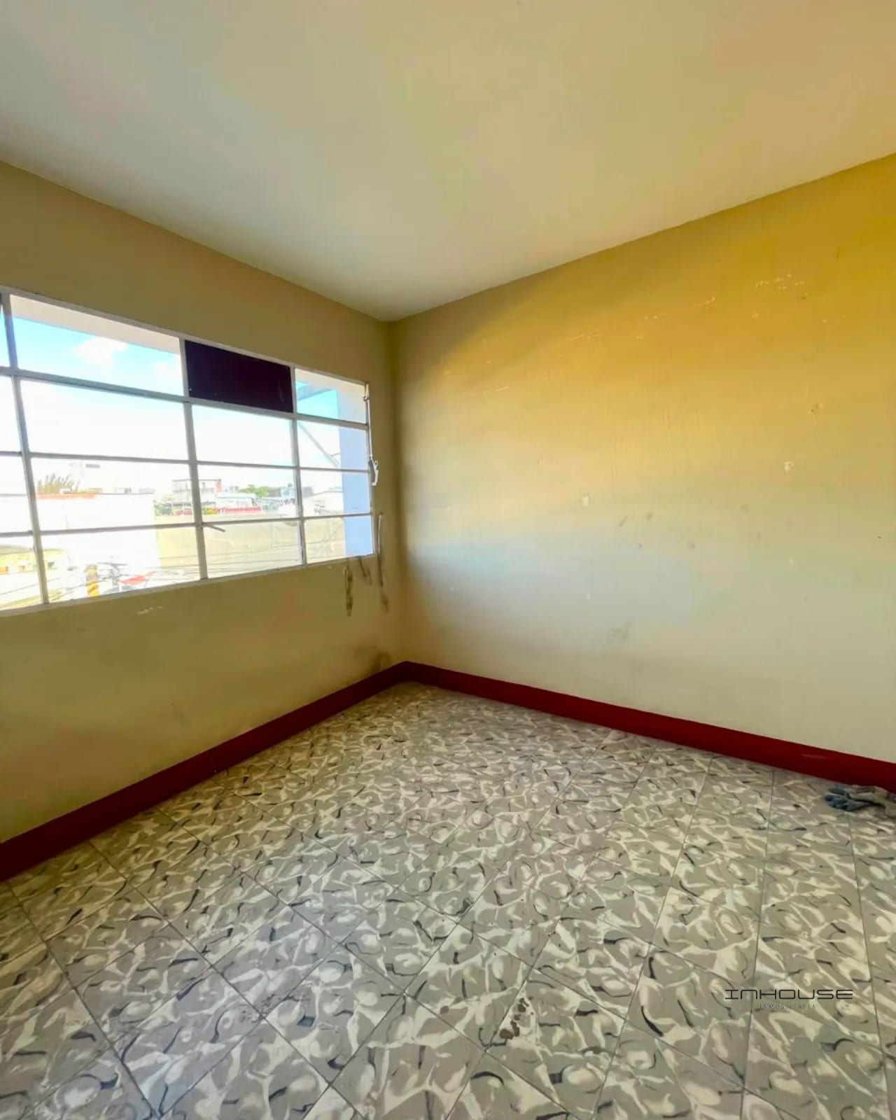CASA EN RENTA EN ZONA 3 FUERA DE GARITA IDEAL PARA USO COMERCIAL — Casa en Alquiler en Zona 3, Guatemala, Ciudad — foto 8 de 9