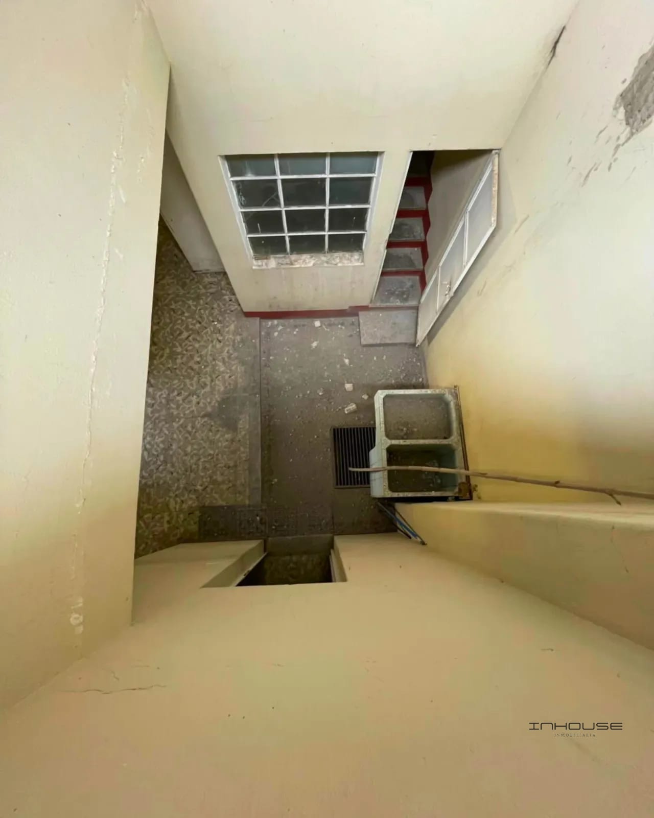 CASA EN VENTA EN ZONA 3 FUERA DE GARITA IDEAL PARA USO COMERCIAL — Casa en Venta en Zona 3, Guatemala, Ciudad — foto 11 de 12