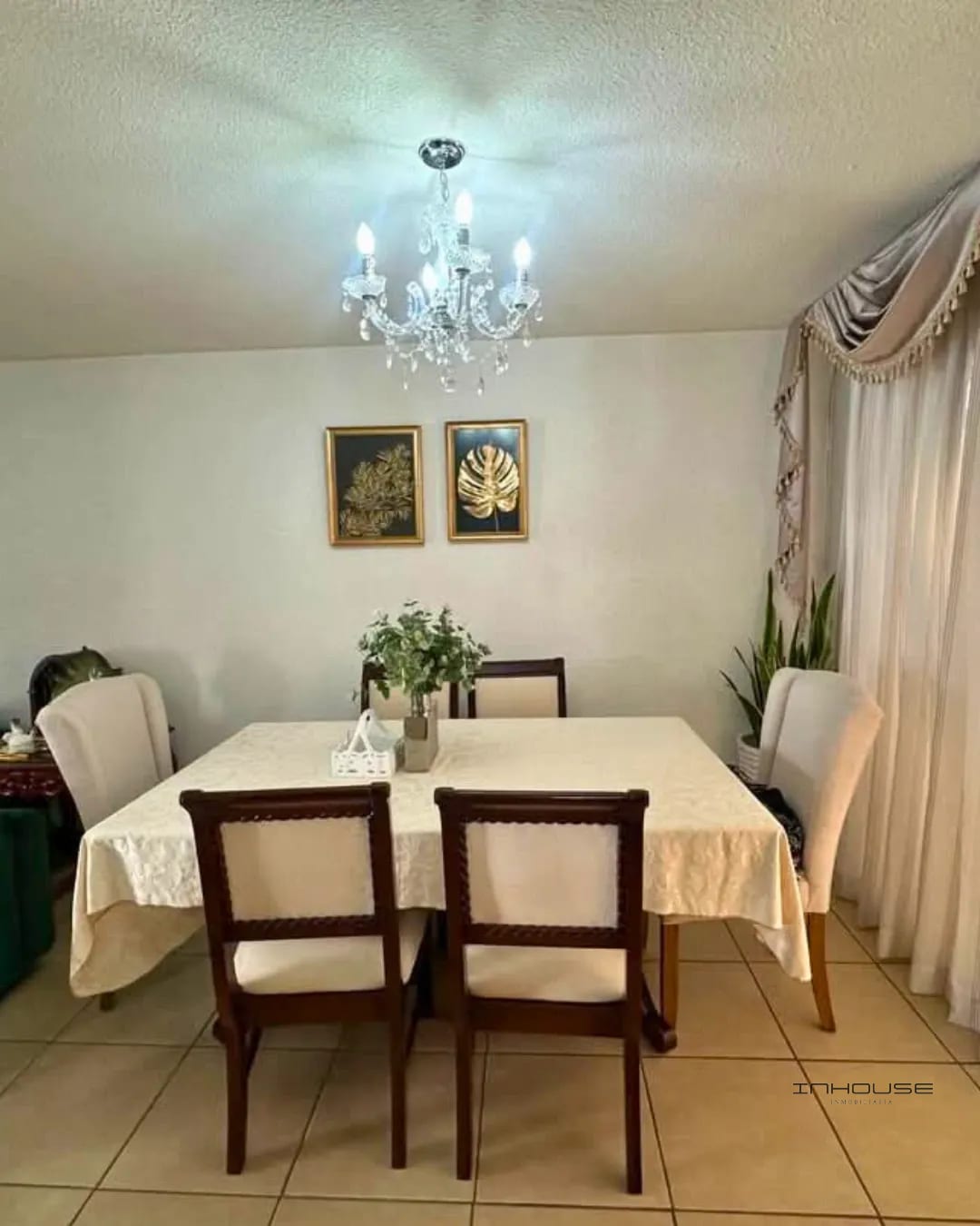 CASA EN VENTA EN CAES -ALTOS DE VILLAGE KM. 25 - — Casa en Venta en Carretera a El Salvador, Guatemala, Ciudad — foto 7 de 10
