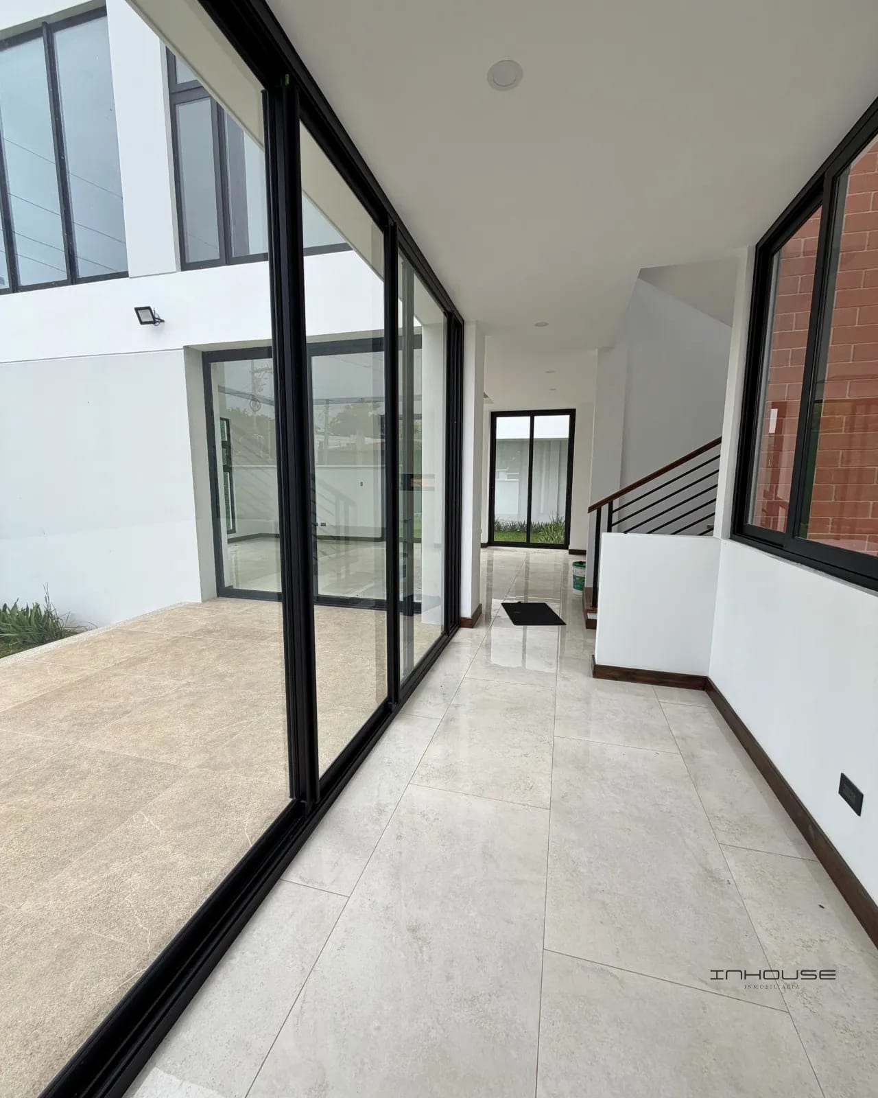 CASA EN VENTA CAES KM 16.5 ARRAZOLA PARA ESTRENAR — Casa en Venta en Arrazola I, Carretera a El Salvador, Guatemala, Ciudad — foto 9 de 10