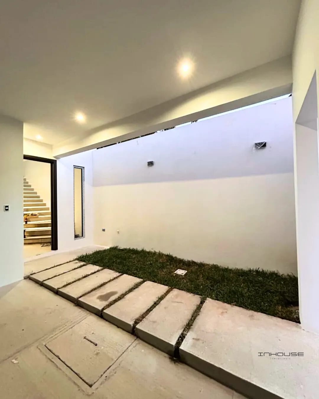 CASA EN VENTA EN ZONA 16 PARA ESTRENAR — Casa en Venta en Hacienda Real, Zona 16, Guatemala, Ciudad — foto 8 de 11