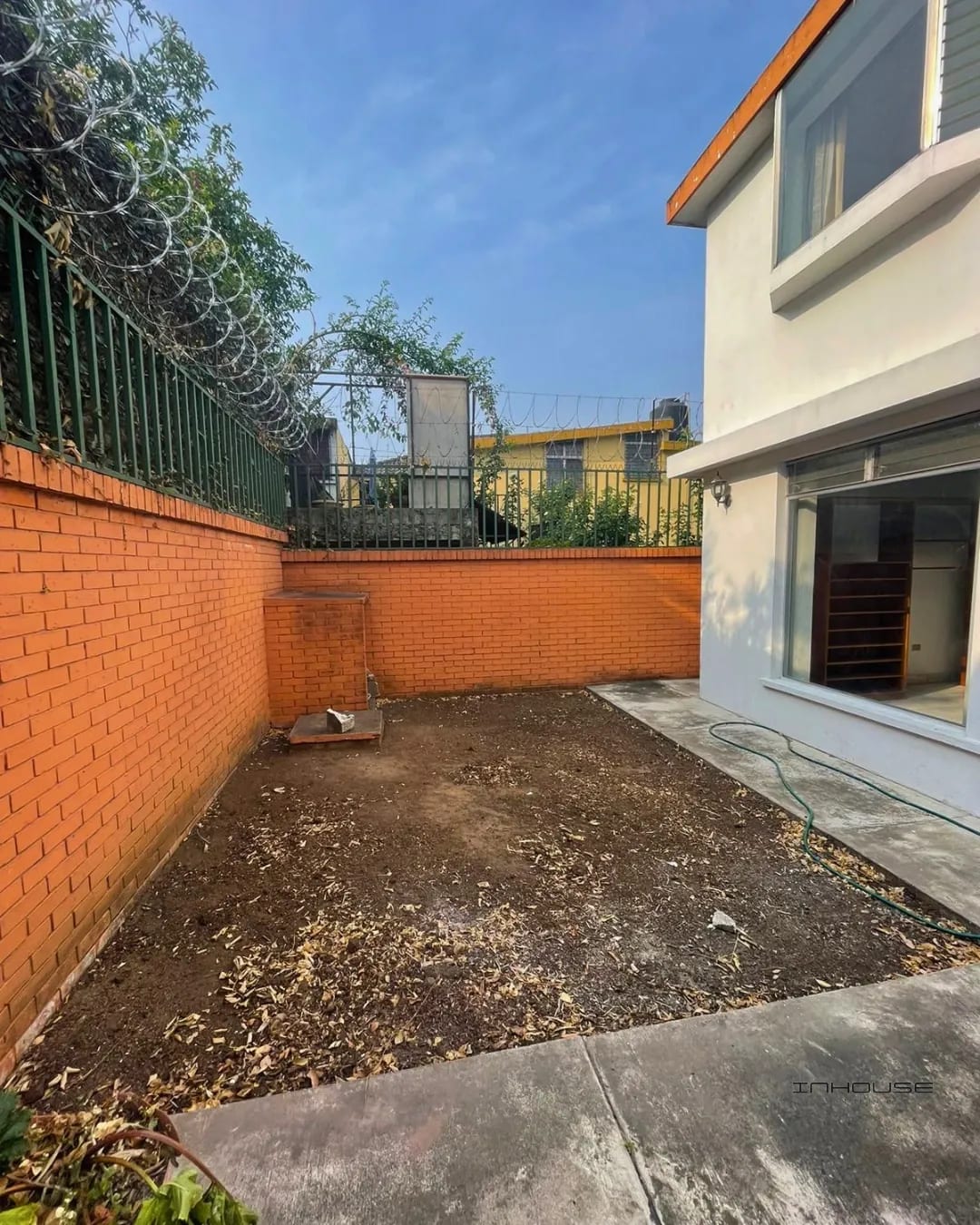 CASA EN RENTA EN ZONA 12 IDEAL PARA OFICINAS — Casa en Venta en Avenida Petapa, Zona 12, Guatemala, Ciudad — foto 9 de 10