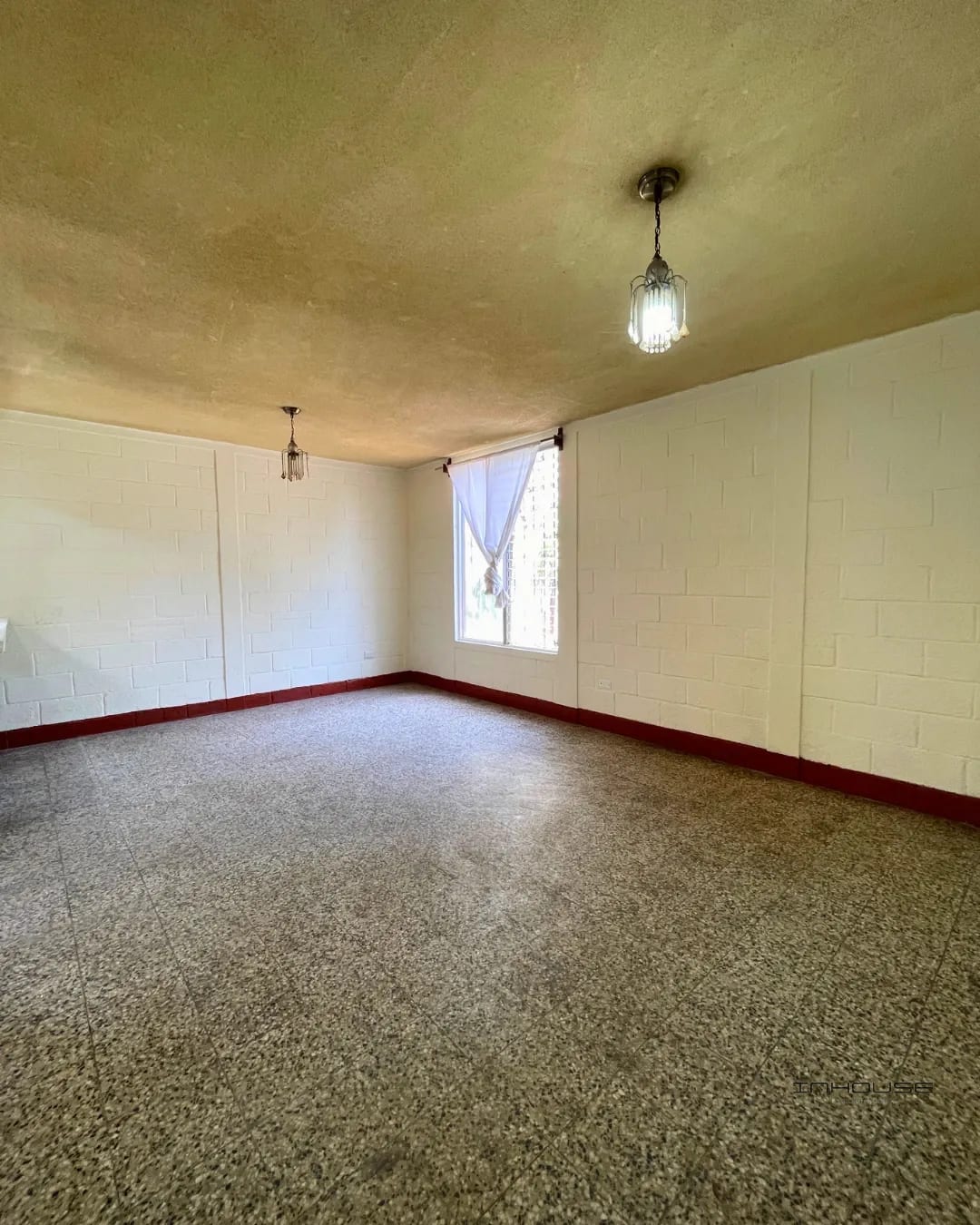 CASA EN VENTA EN VILLA NUEVA DENTRO DE AGARITA -UN NIVEL- — Casa en Venta en Villa Nueva, Guatemala, Ciudad — foto 8 de 11