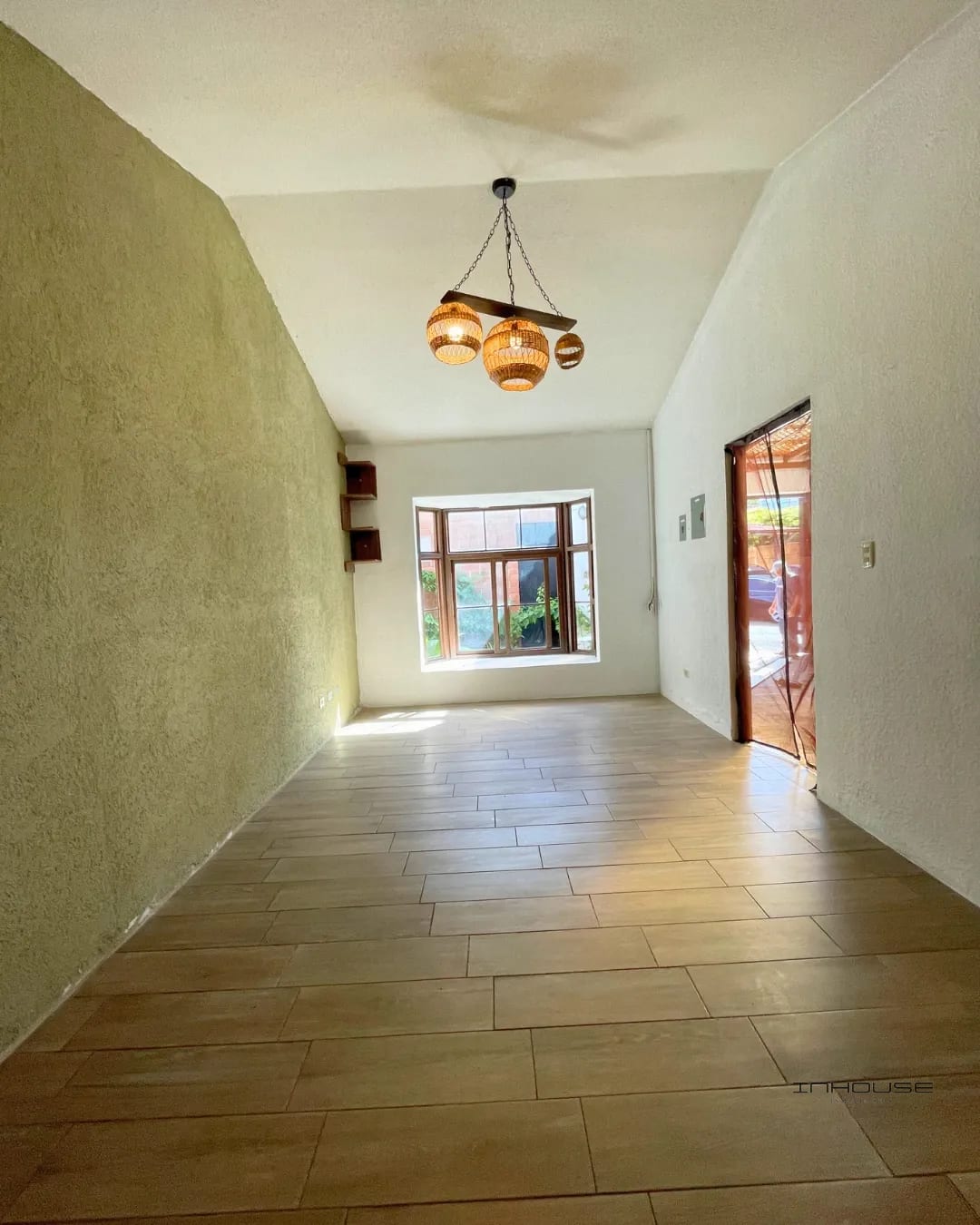 CASA EN VENTA EN VILLA NUEVA, LLANO ALTO DE UN NIVEL — Casa en Venta en alamedas de santa clara, Villa Nueva, Guatemala, Ciudad — foto 7 de 10