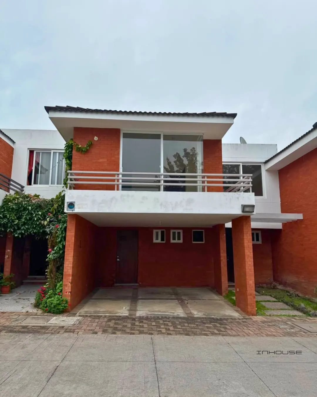 Casa en Venta en Zona 16 Ensenada de San Isidro — Casa en Venta en Zona 16, Guatemala, Ciudad — foto 1 de 11