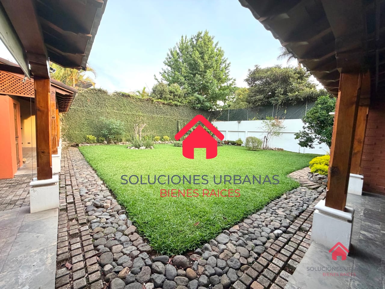 LINDA CASA VISTA HERMOSA ZONA 15 — Casa en Alquiler en Vista Hermosa II, Zona 15, Guatemala, Ciudad — foto 2 de 5