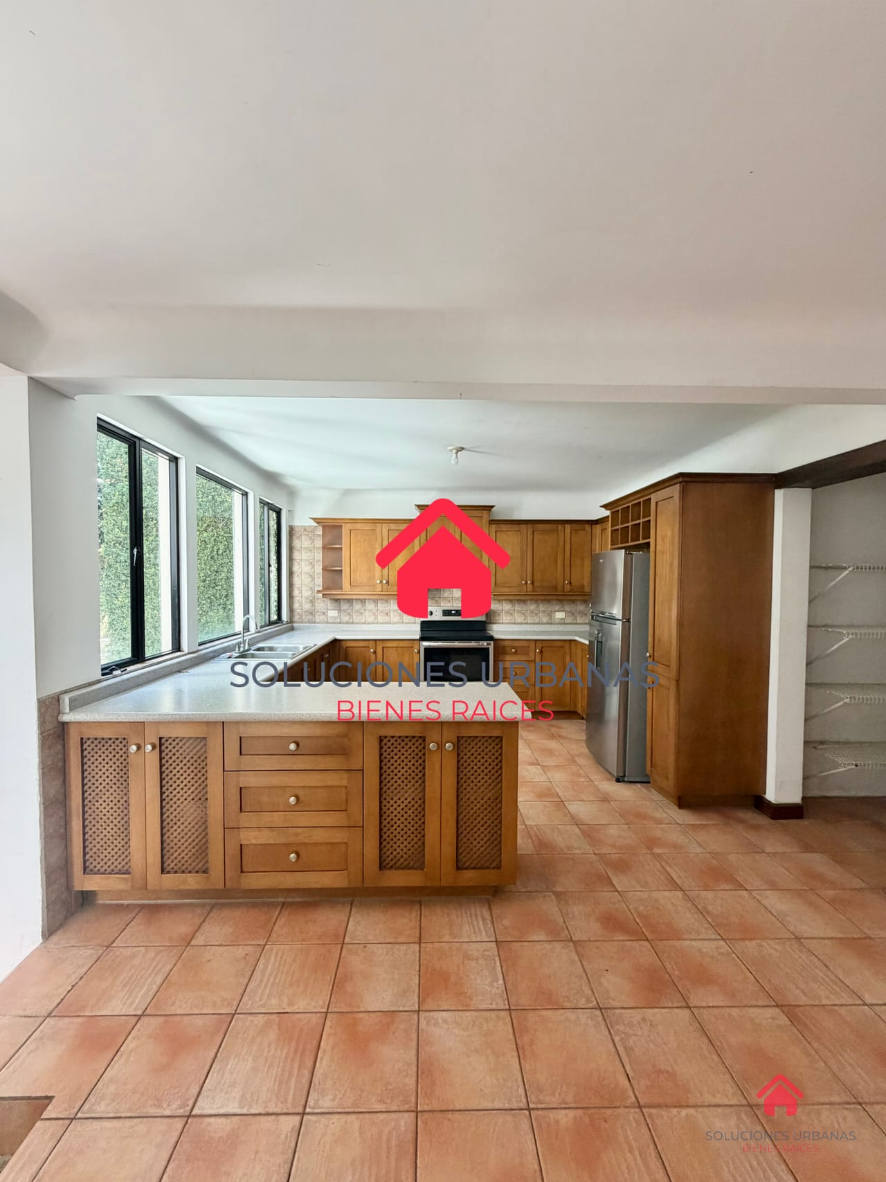Linda Casa Carretera a Fraijanes — Casa en Venta en La Foresta, Carretera a El Salvador, Guatemala, Ciudad — foto 3 de 5