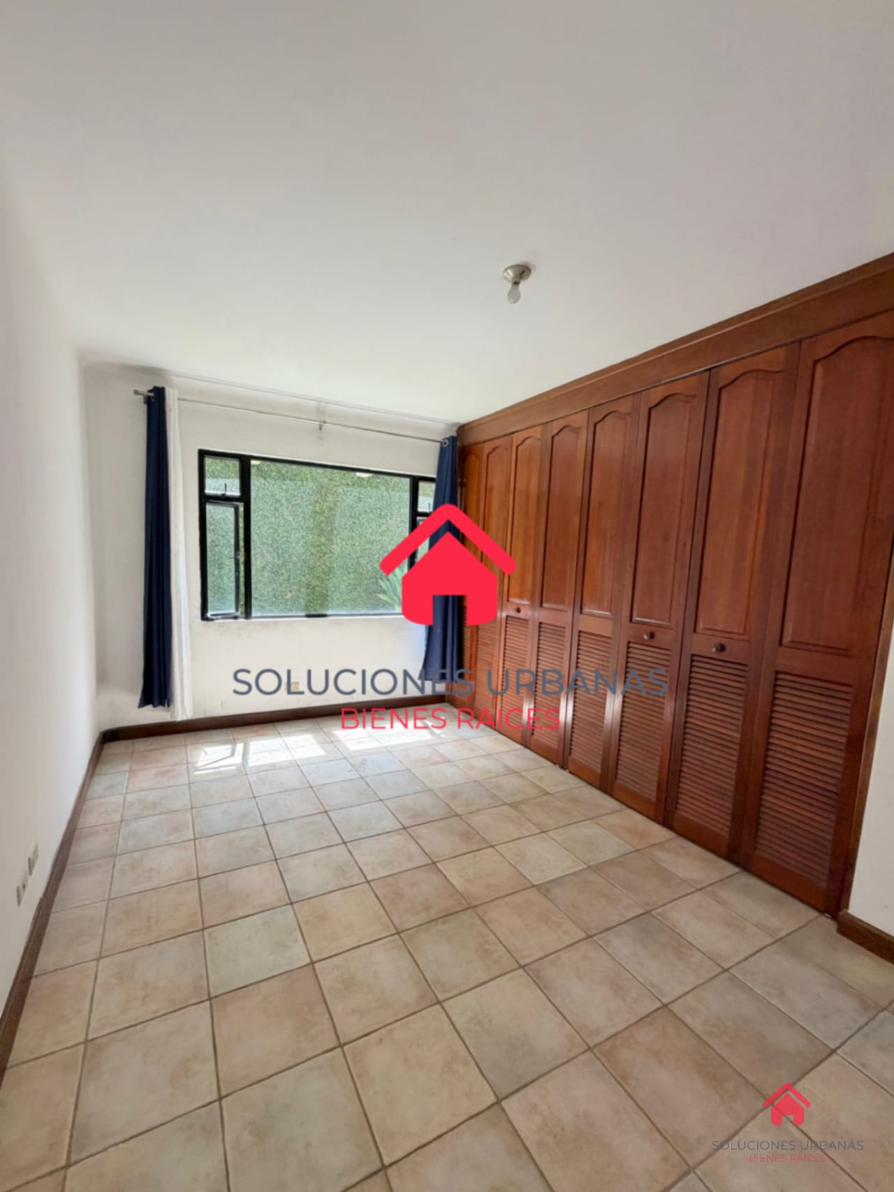 Linda Casa Carretera a Fraijanes — Casa en Venta en La Foresta, Carretera a El Salvador, Guatemala, Ciudad — foto 4 de 5