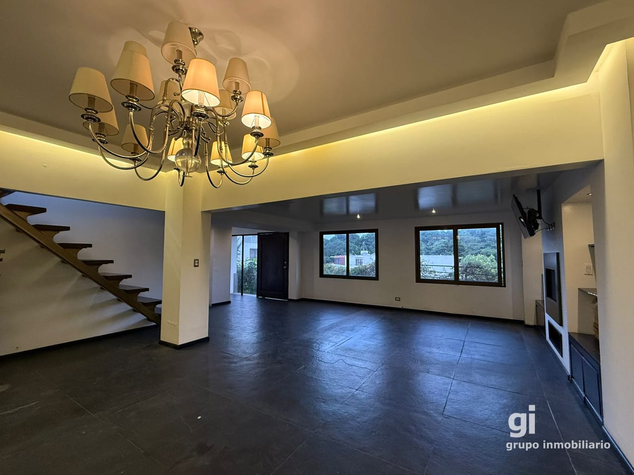 Casa Santuaria Muxbal, Encinos — Casa en Venta en Carretera a El Salvador, Guatemala, Ciudad — foto 1 de 16
