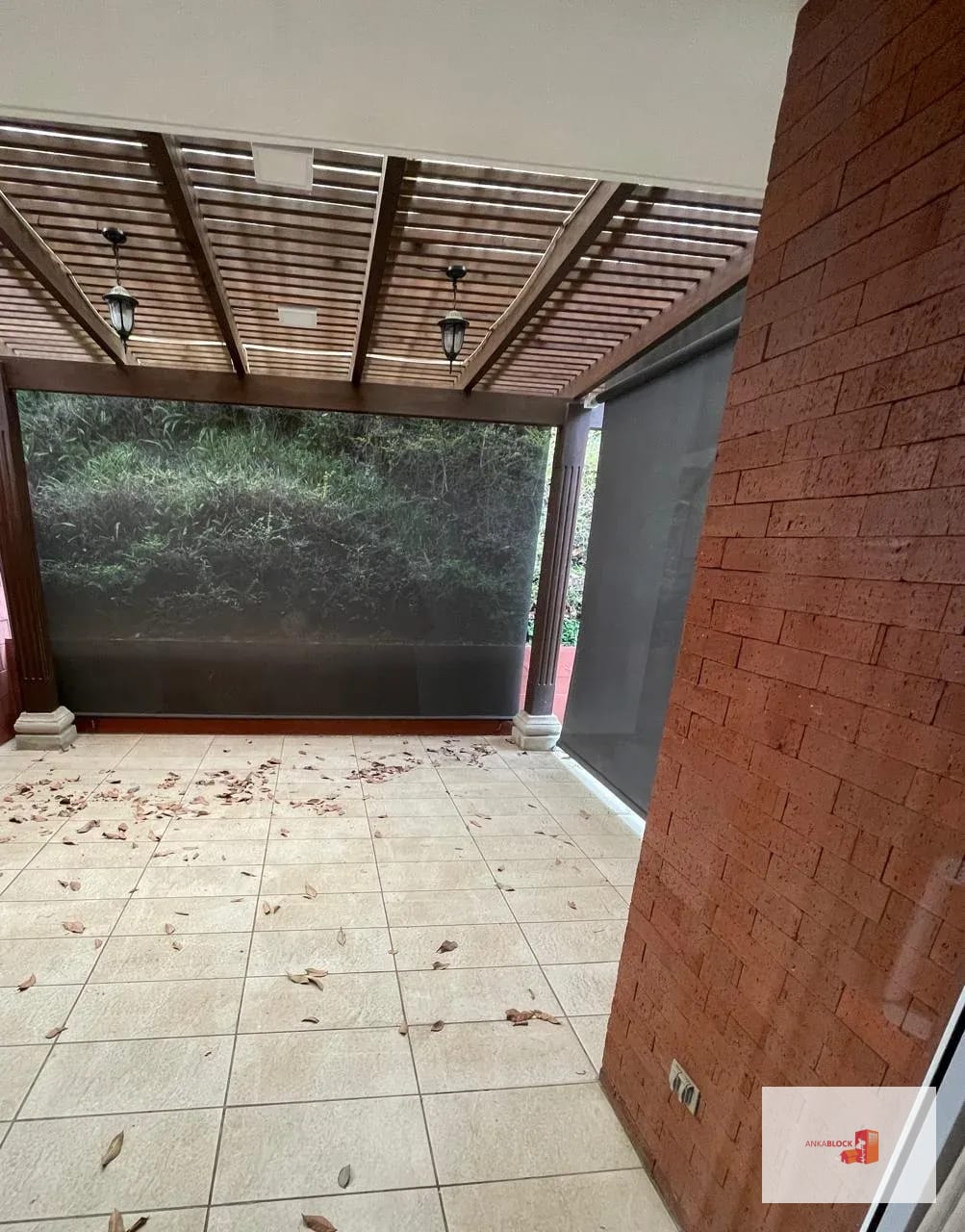 Casa de esquina con jardín - 4 Dormitorios - zona 16 — Casa en Venta en Ensenada de San Isidro, Zona 16, Guatemala, Ciudad — foto 12 de 14