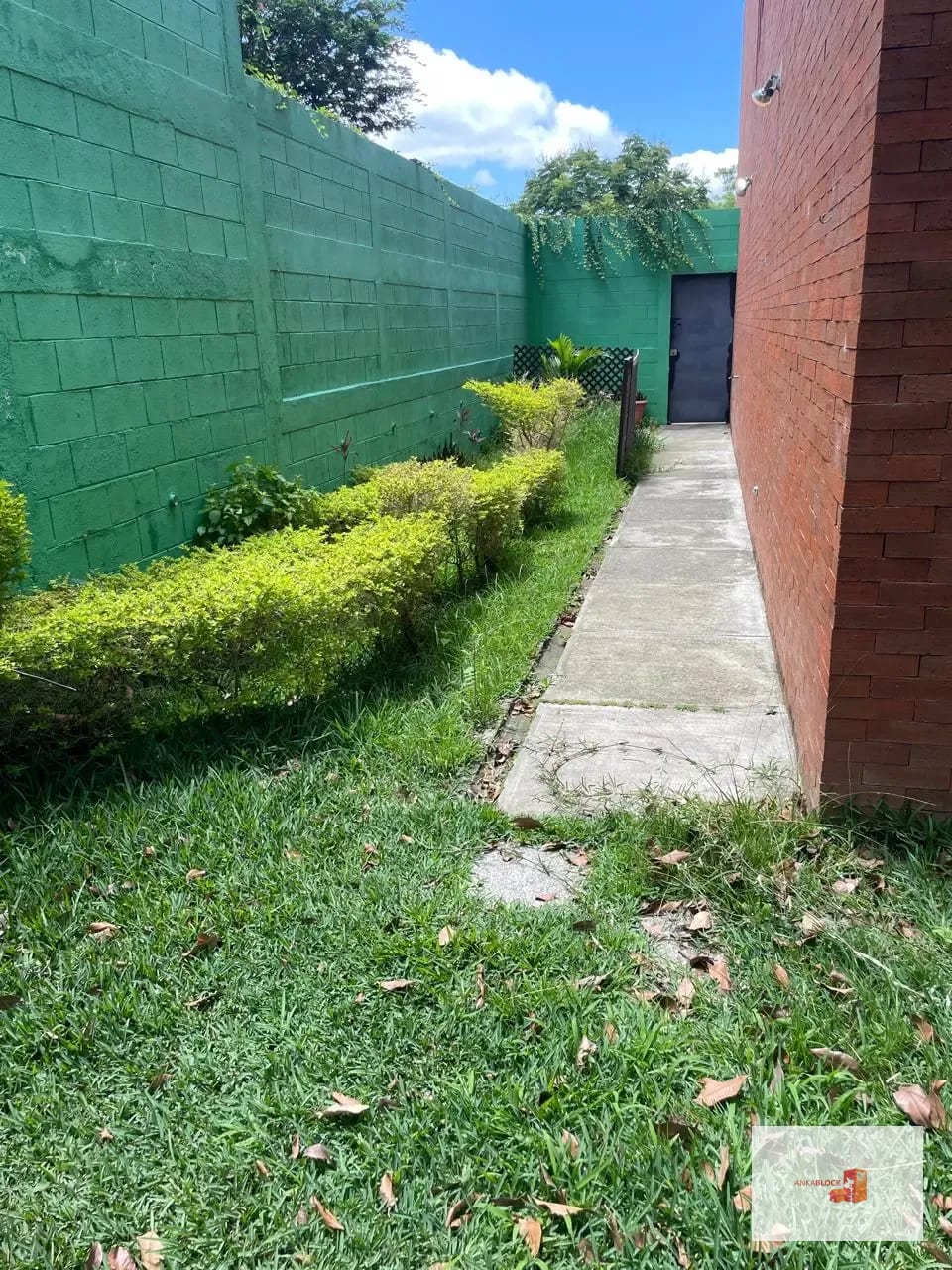Casa de esquina con jardín - 4 Dormitorios - zona 16 — Casa en Venta en Ensenada de San Isidro, Zona 16, Guatemala, Ciudad — foto 14 de 14